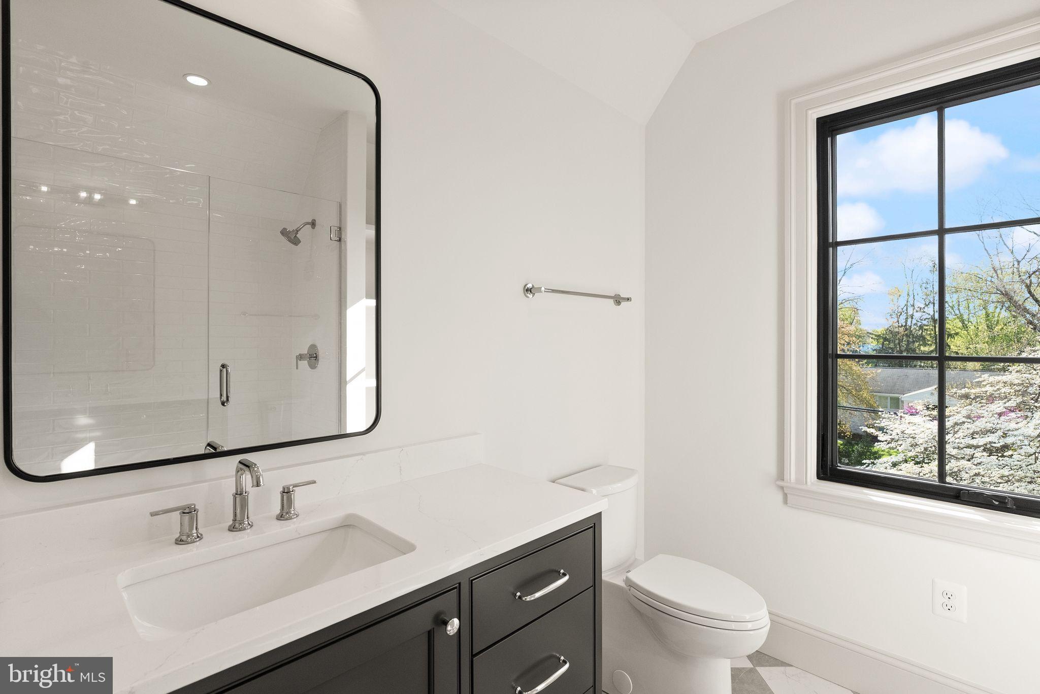 CLEARVIEW MANOR - Residential