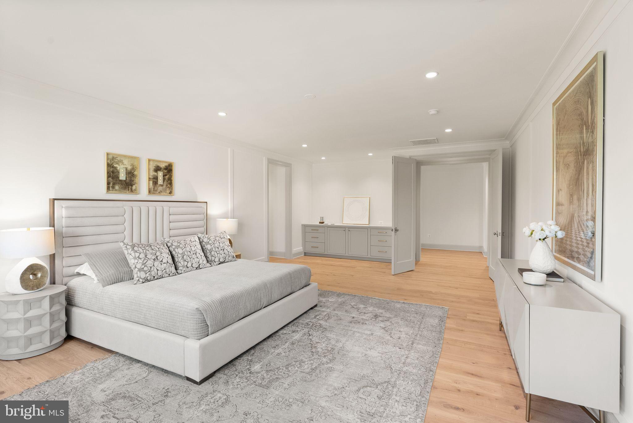 CLEARVIEW MANOR - Residential