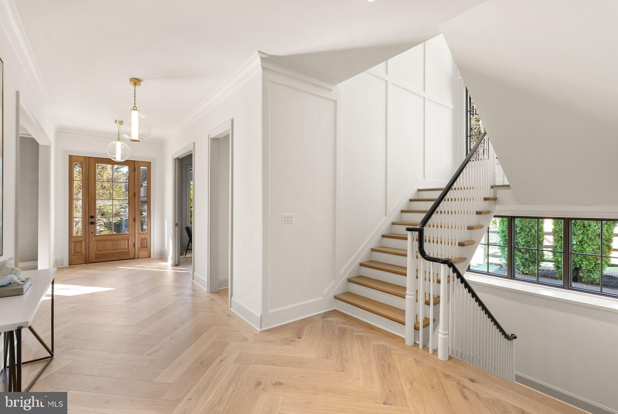 CLEARVIEW MANOR - Residential