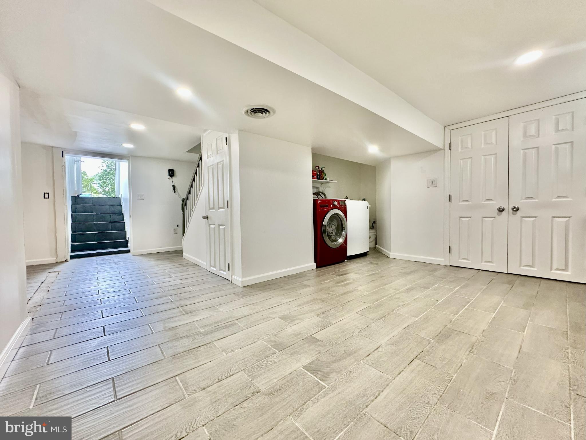 WRIGHTSTOWN HUNT - Residential