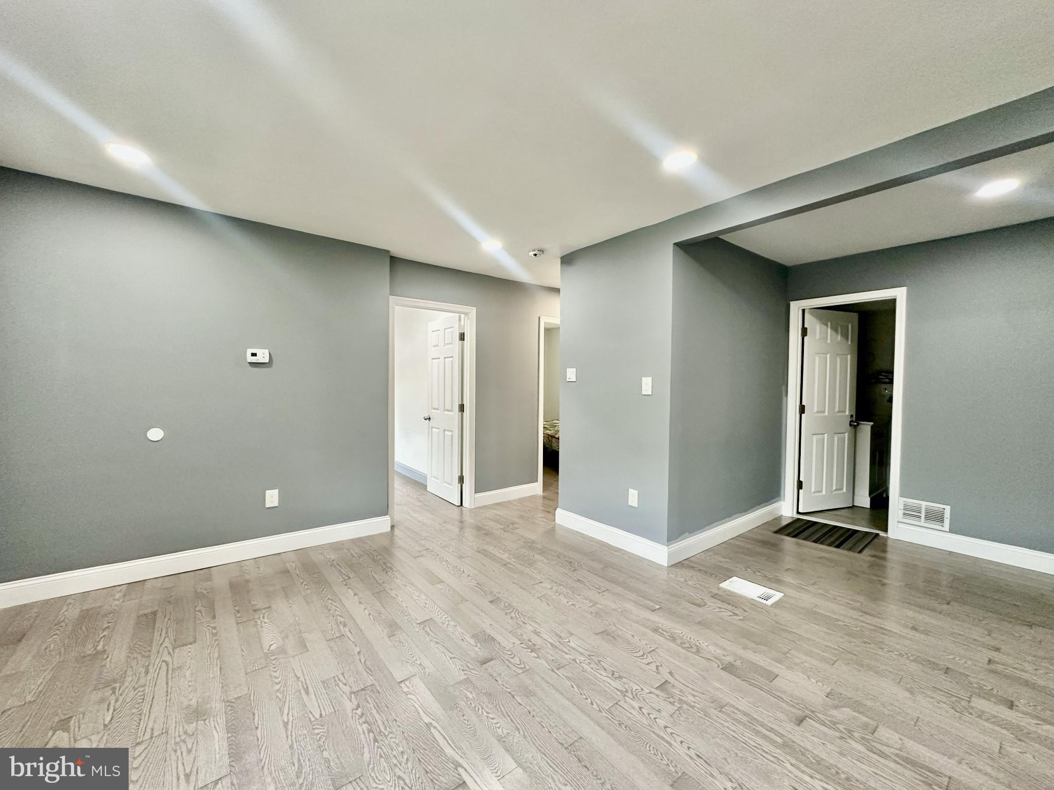 WRIGHTSTOWN HUNT - Residential