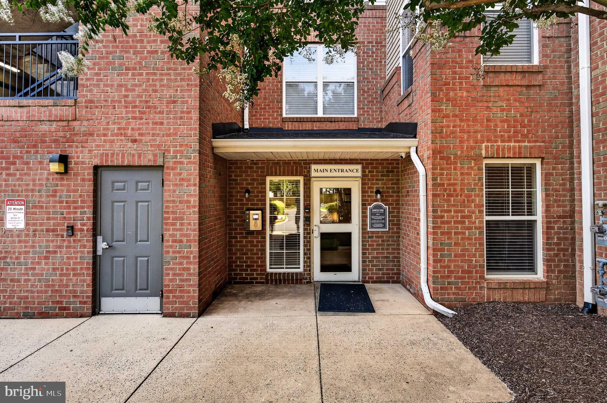 3830 LIGHTFOOT STREET 325