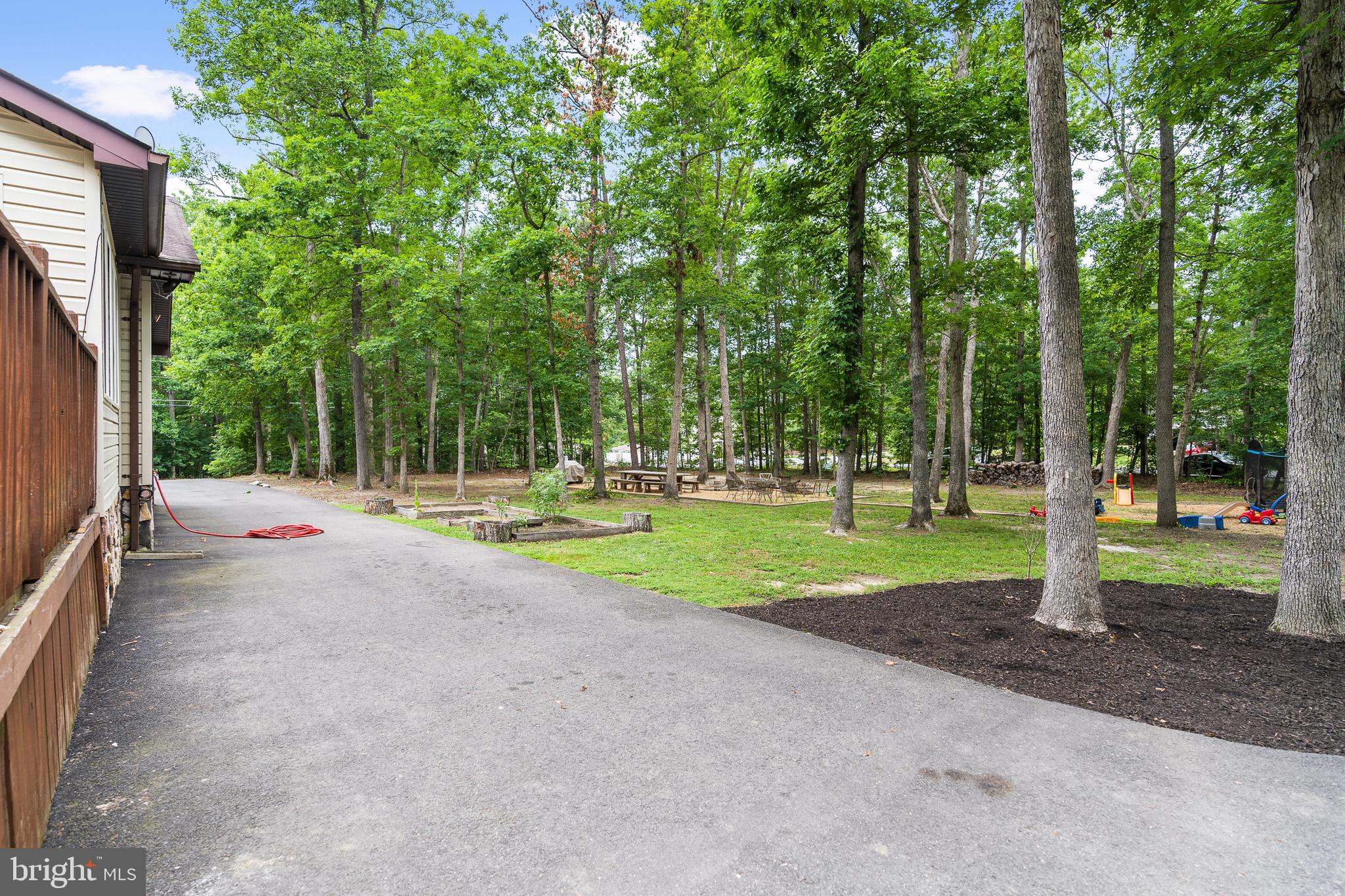 LAKE CAROLINE - Residential