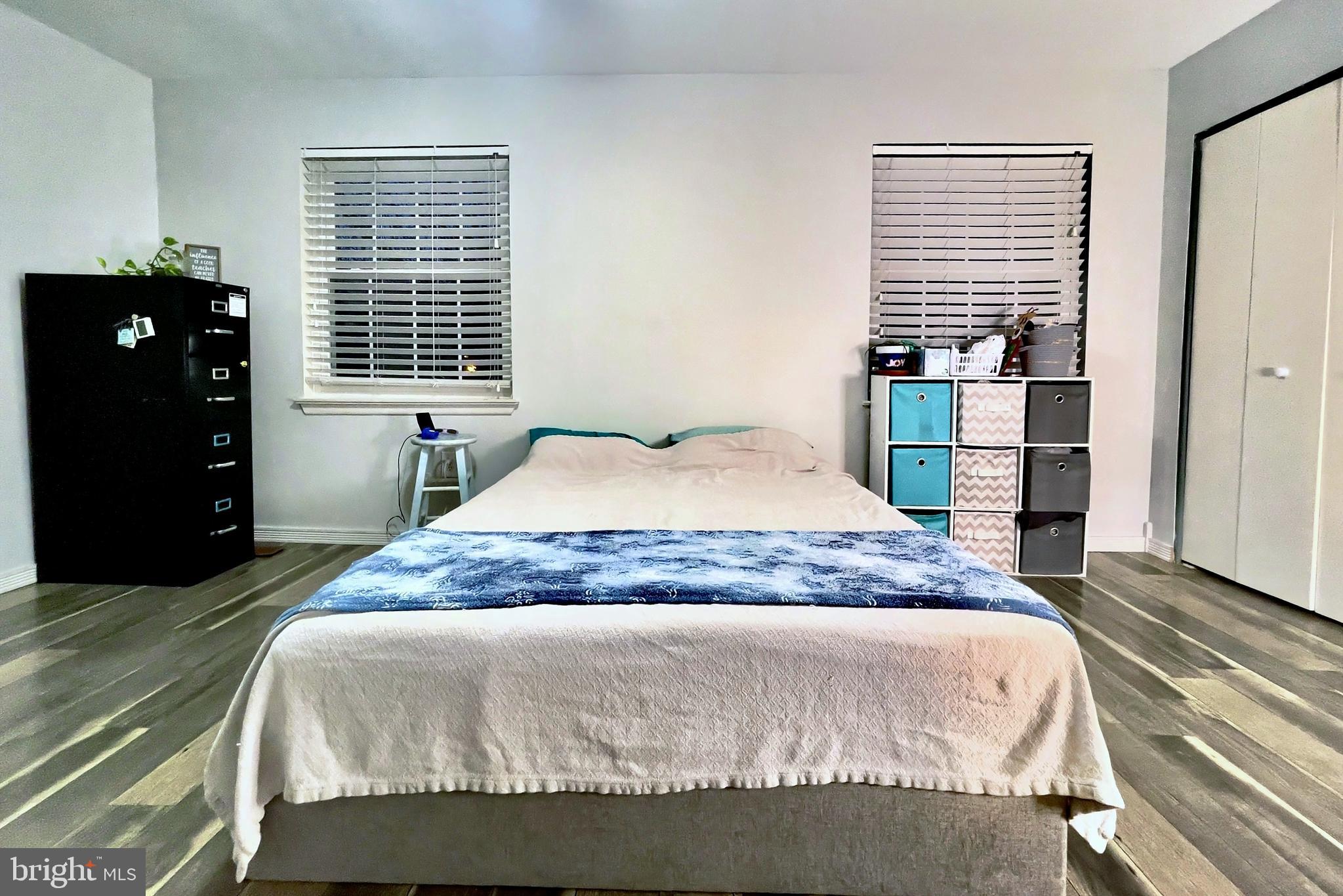 MOUNTAIN VILLAGE - Residential