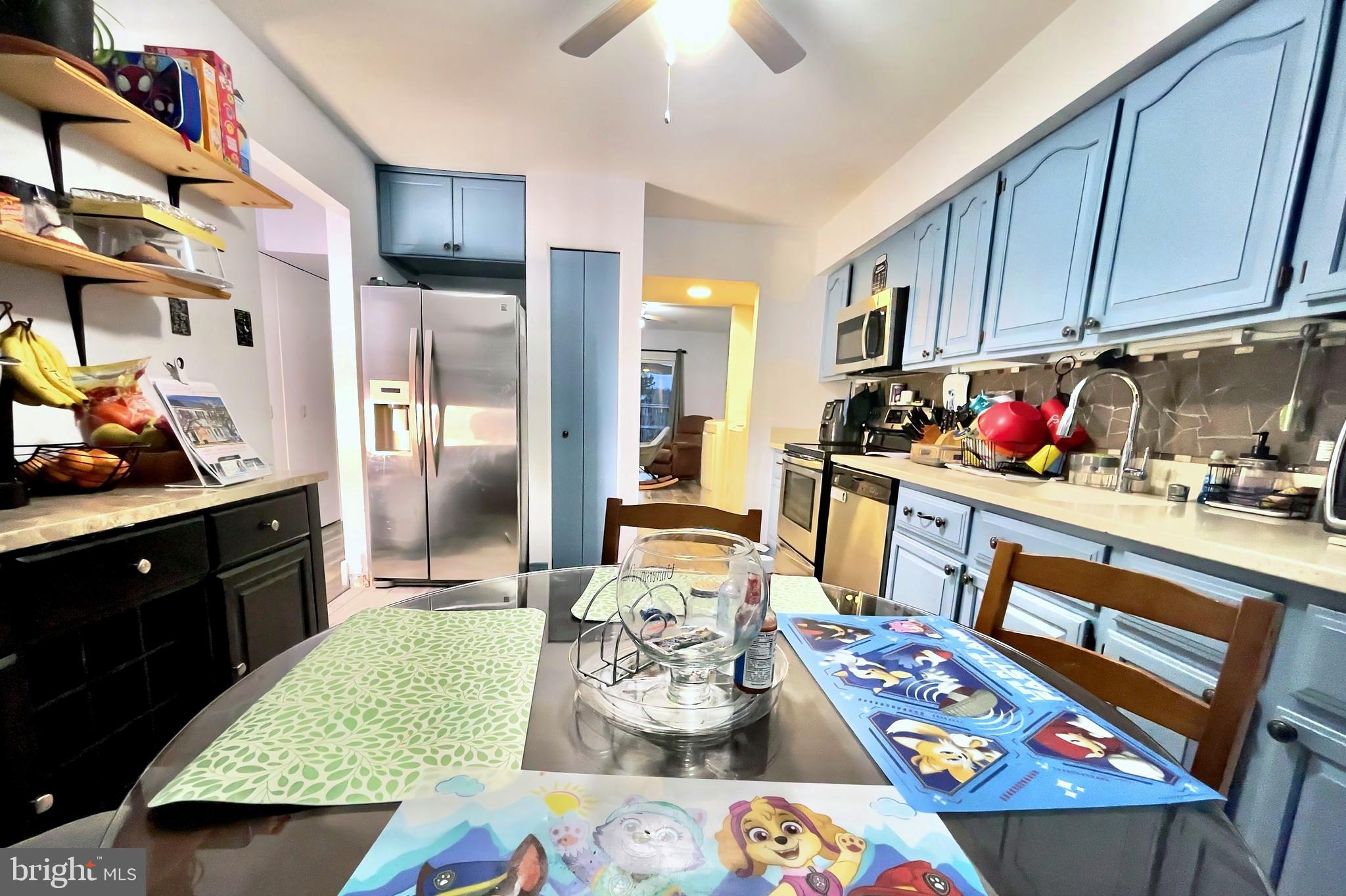 MOUNTAIN VILLAGE - Residential