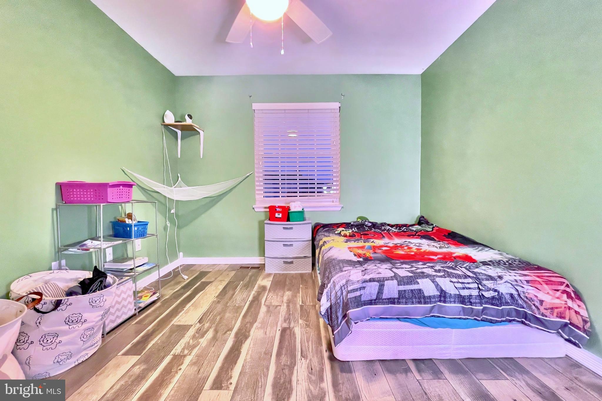 MOUNTAIN VILLAGE - Residential