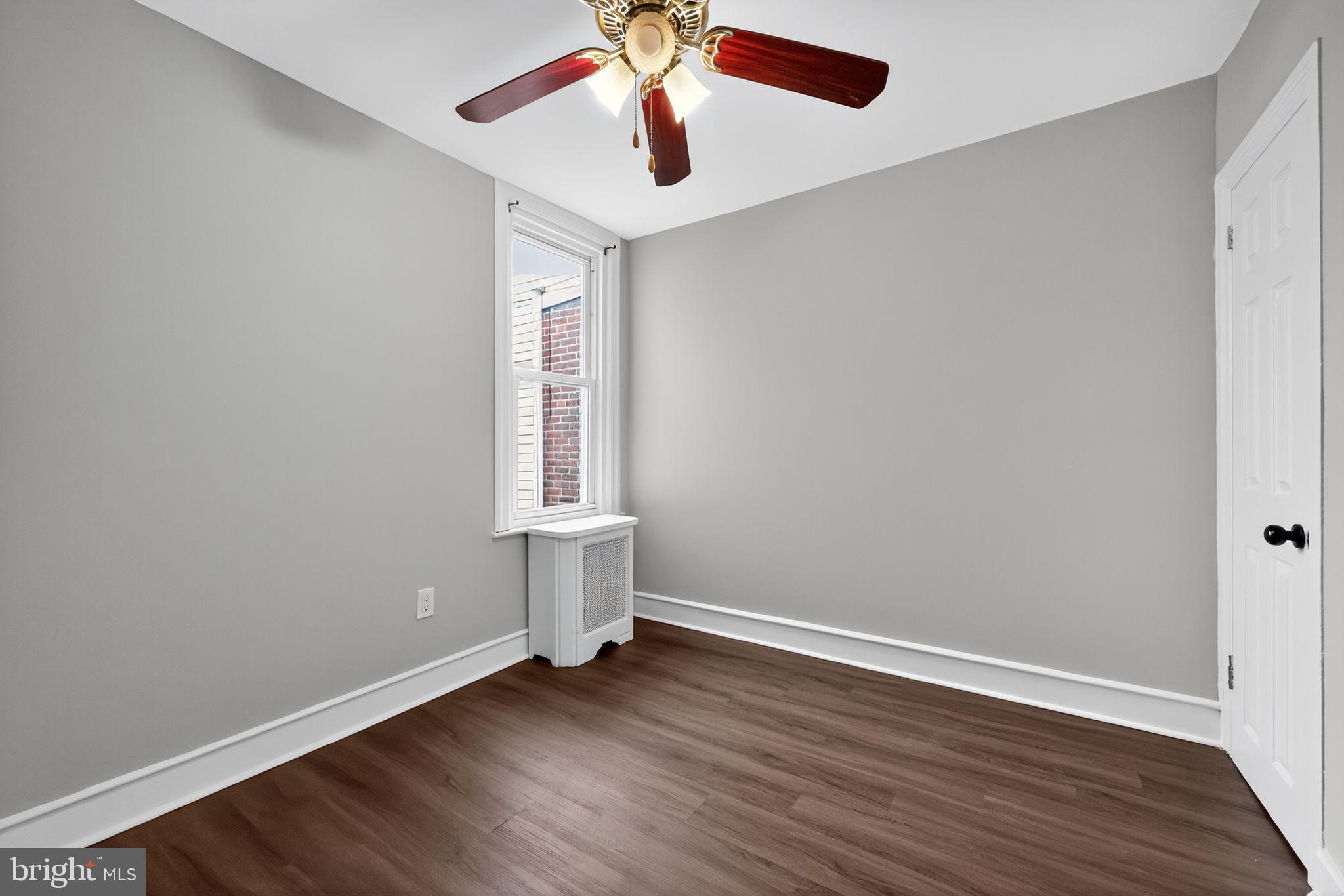 LAWNCREST - Residential