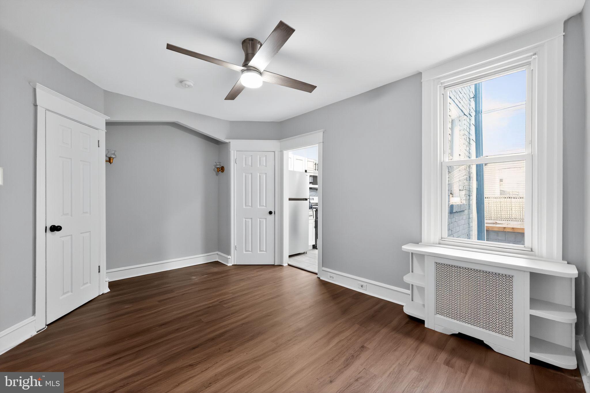 LAWNCREST - Residential