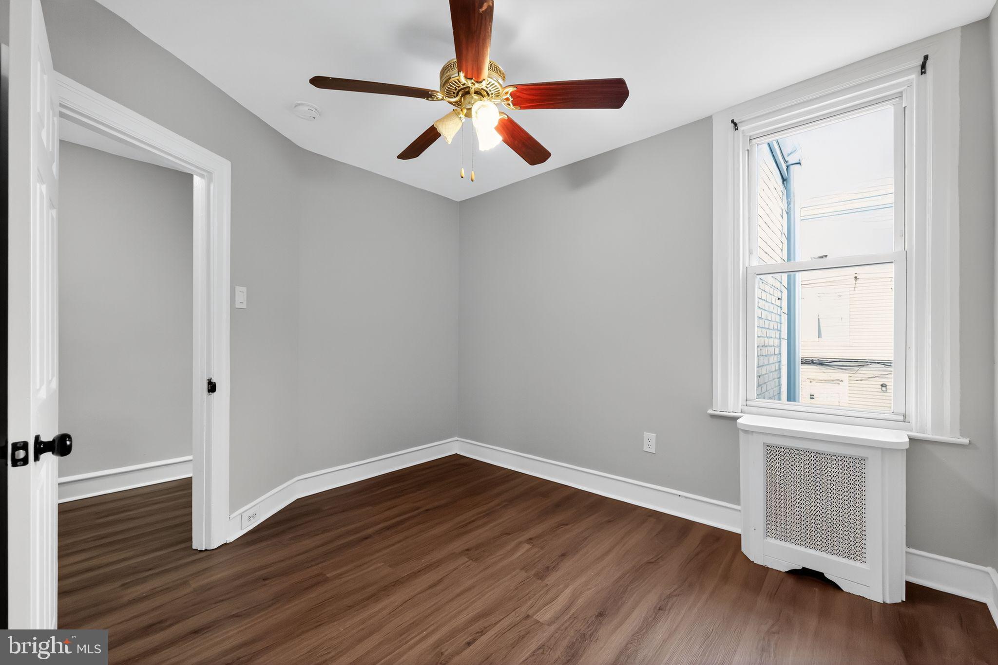 LAWNCREST - Residential