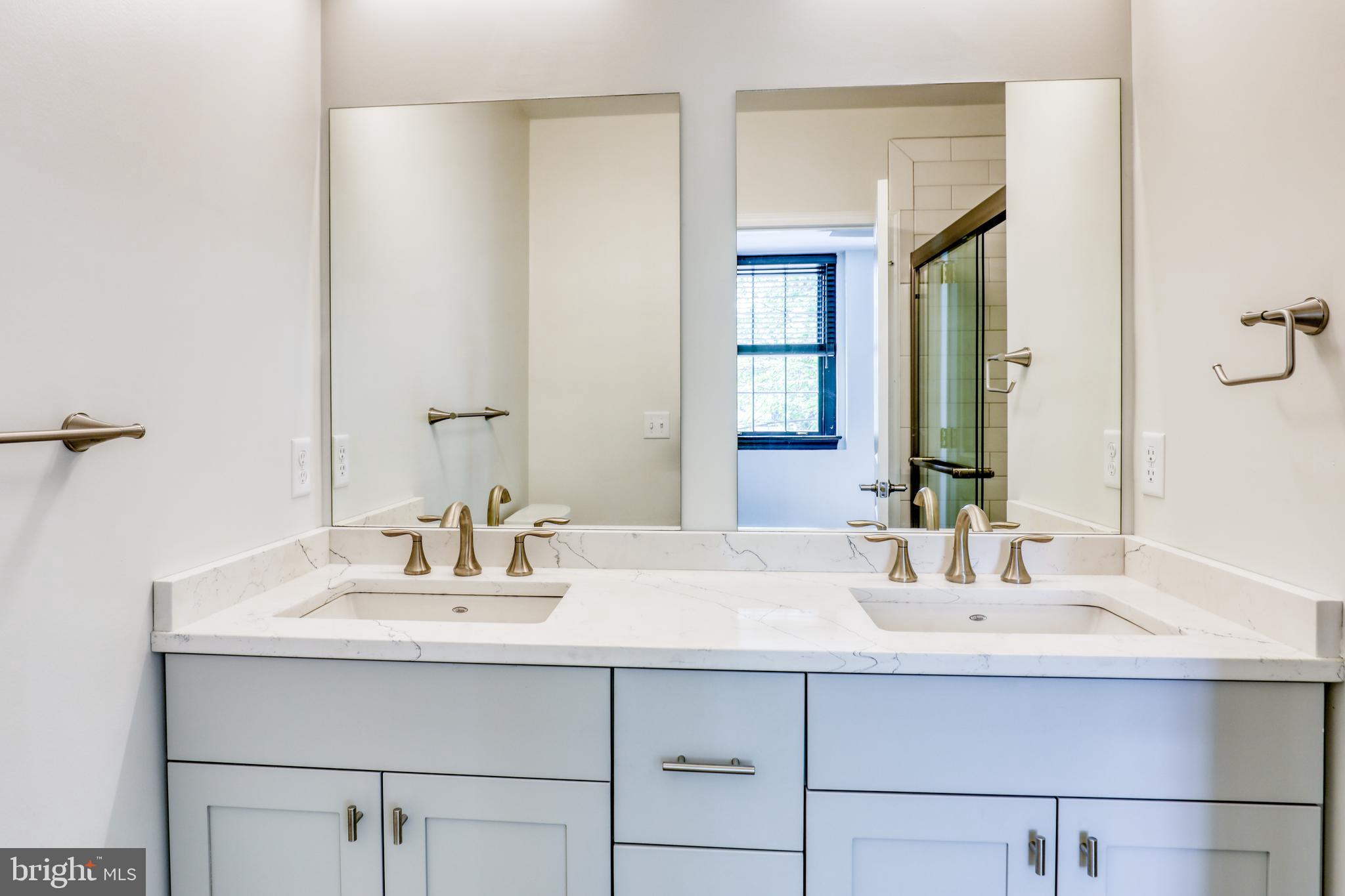 OLD TOWN WINCHESTER - Residential Lease