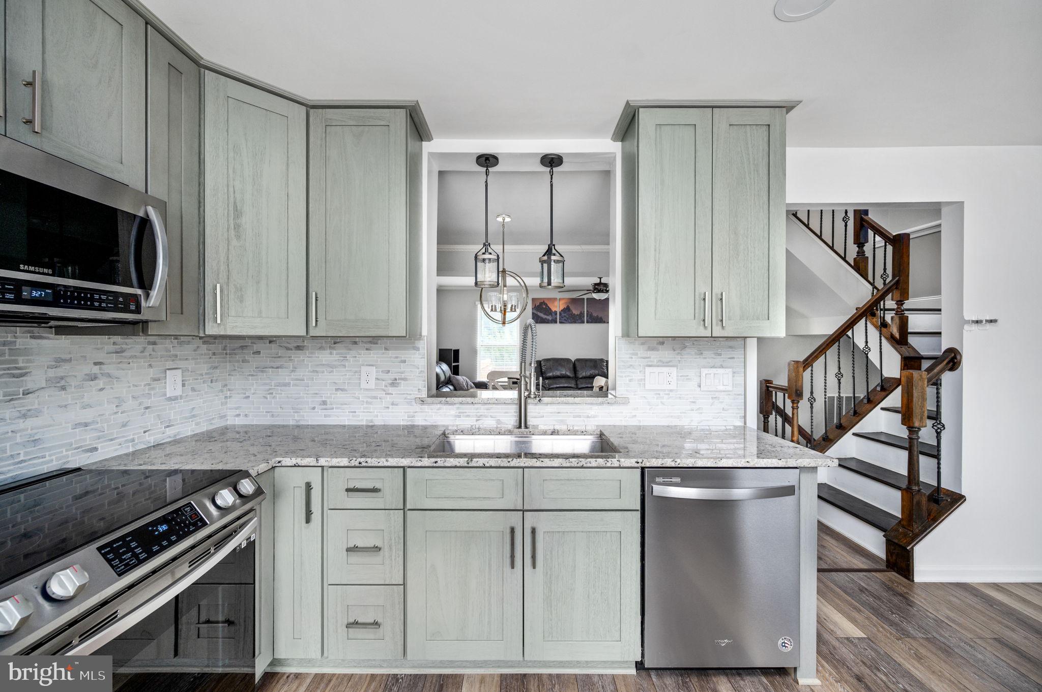4714 COLONNADE WAY