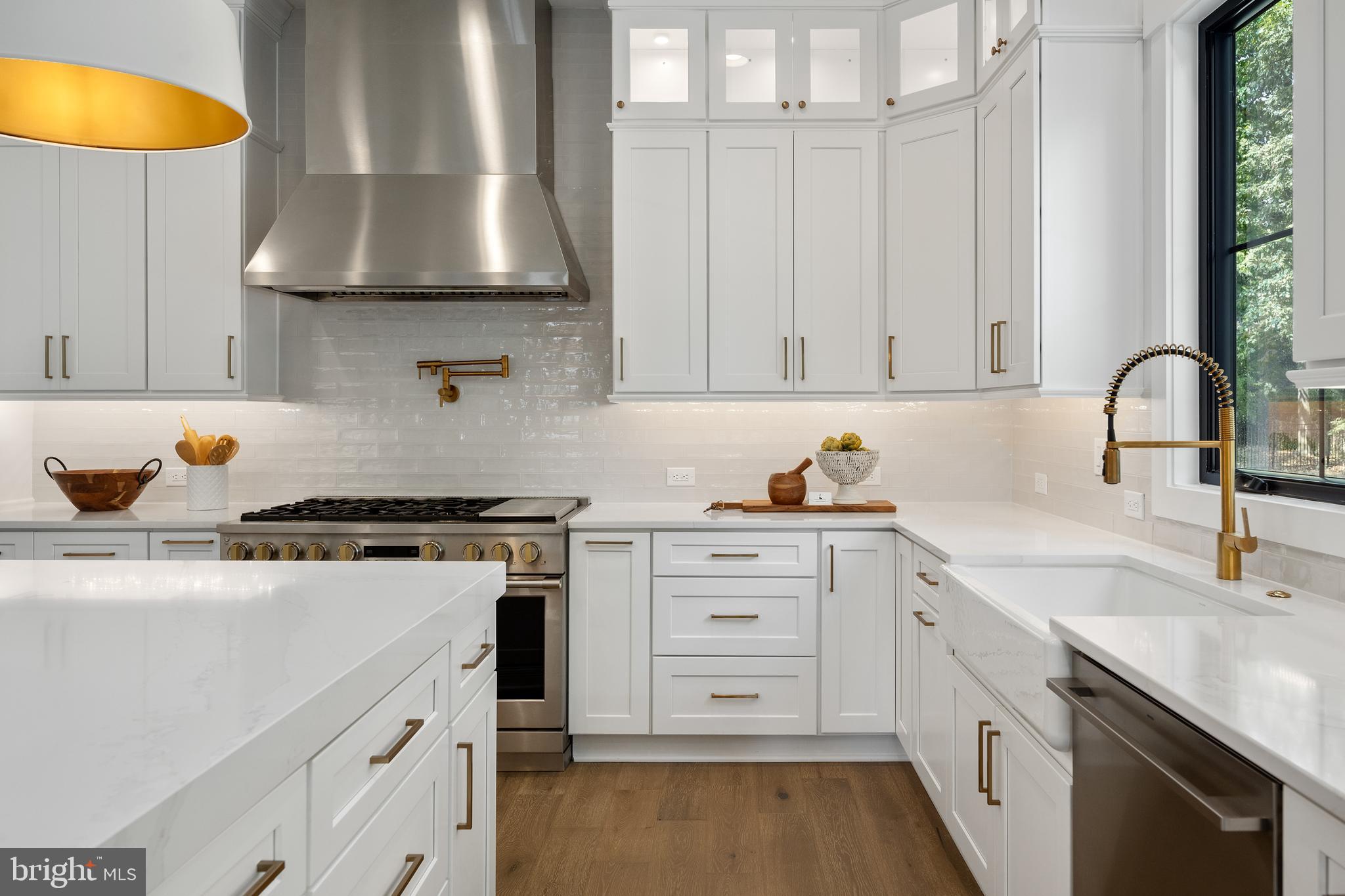 MCHENRY HEIGHTS - Residential