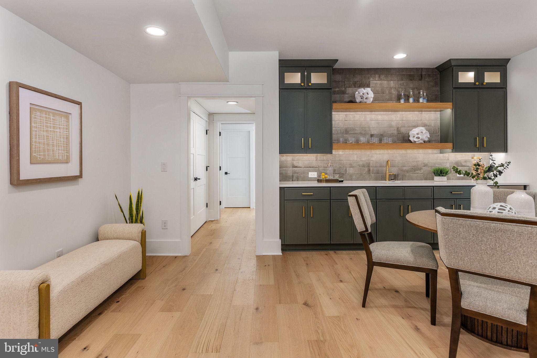MCHENRY HEIGHTS - Residential