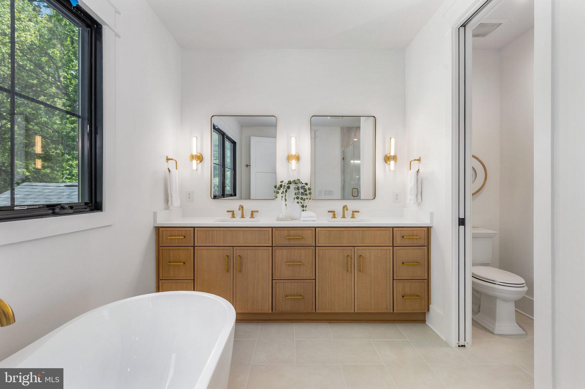 MCHENRY HEIGHTS - Residential