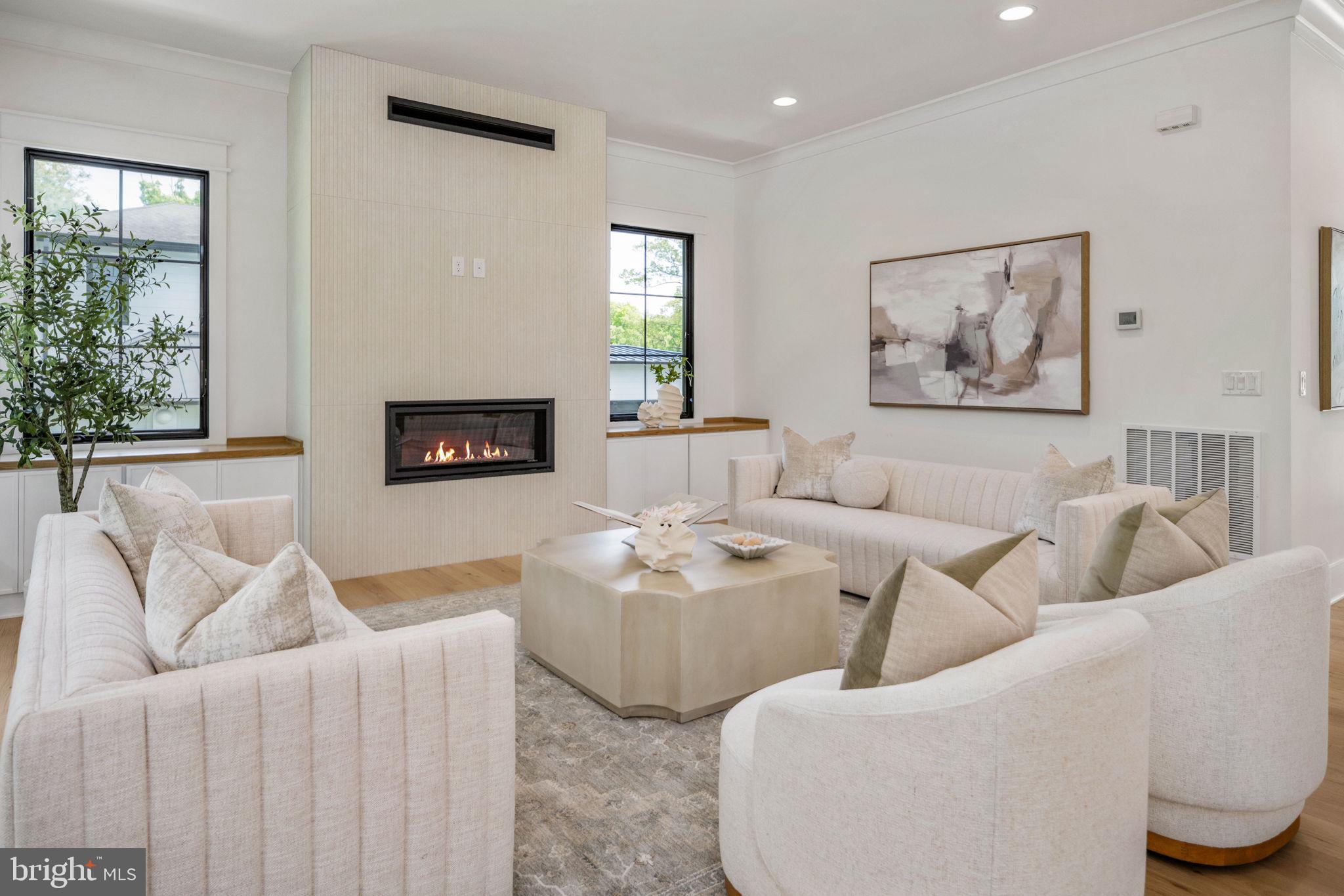MCHENRY HEIGHTS - Residential
