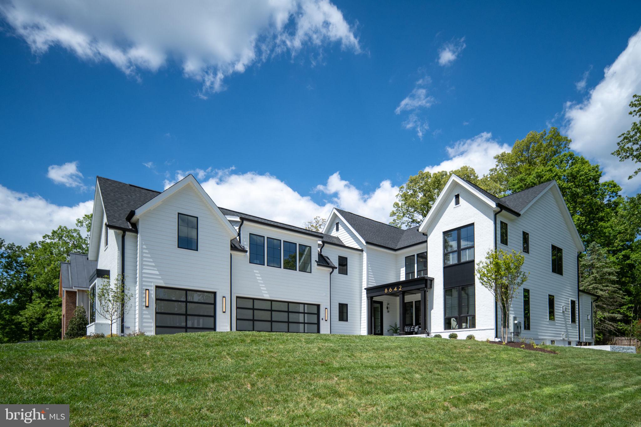 MCHENRY HEIGHTS - Residential