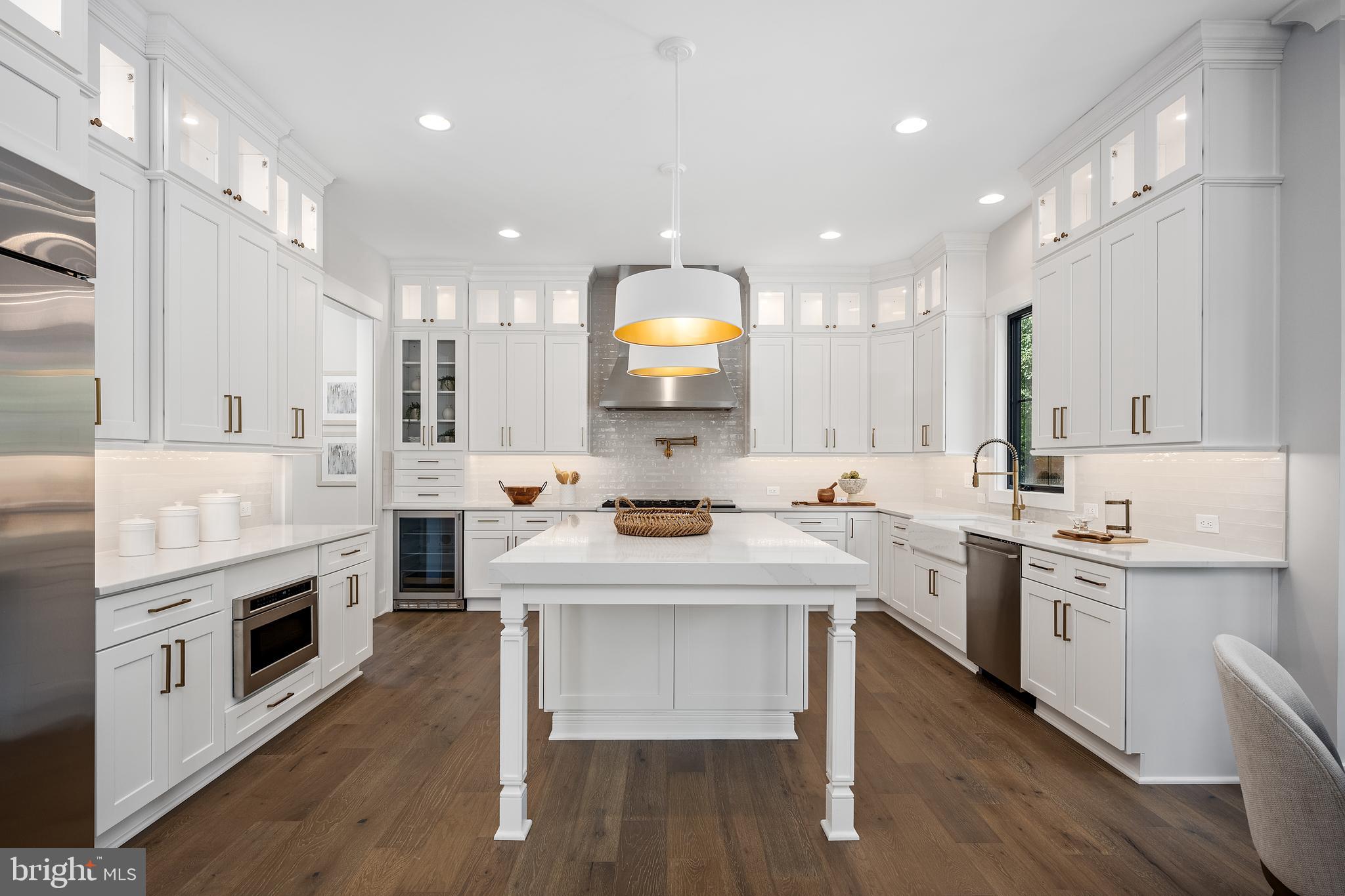 MCHENRY HEIGHTS - Residential