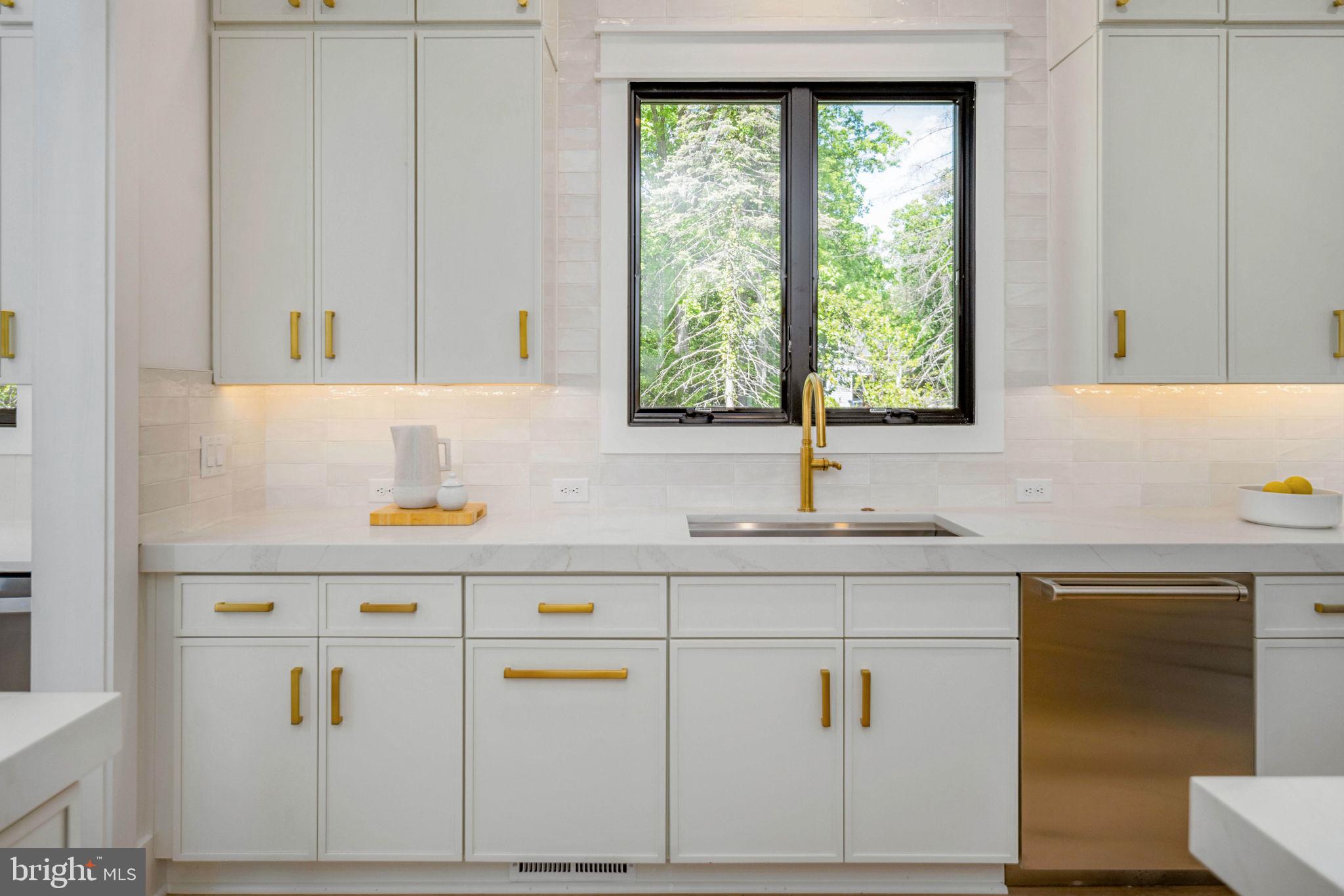 MCHENRY HEIGHTS - Residential