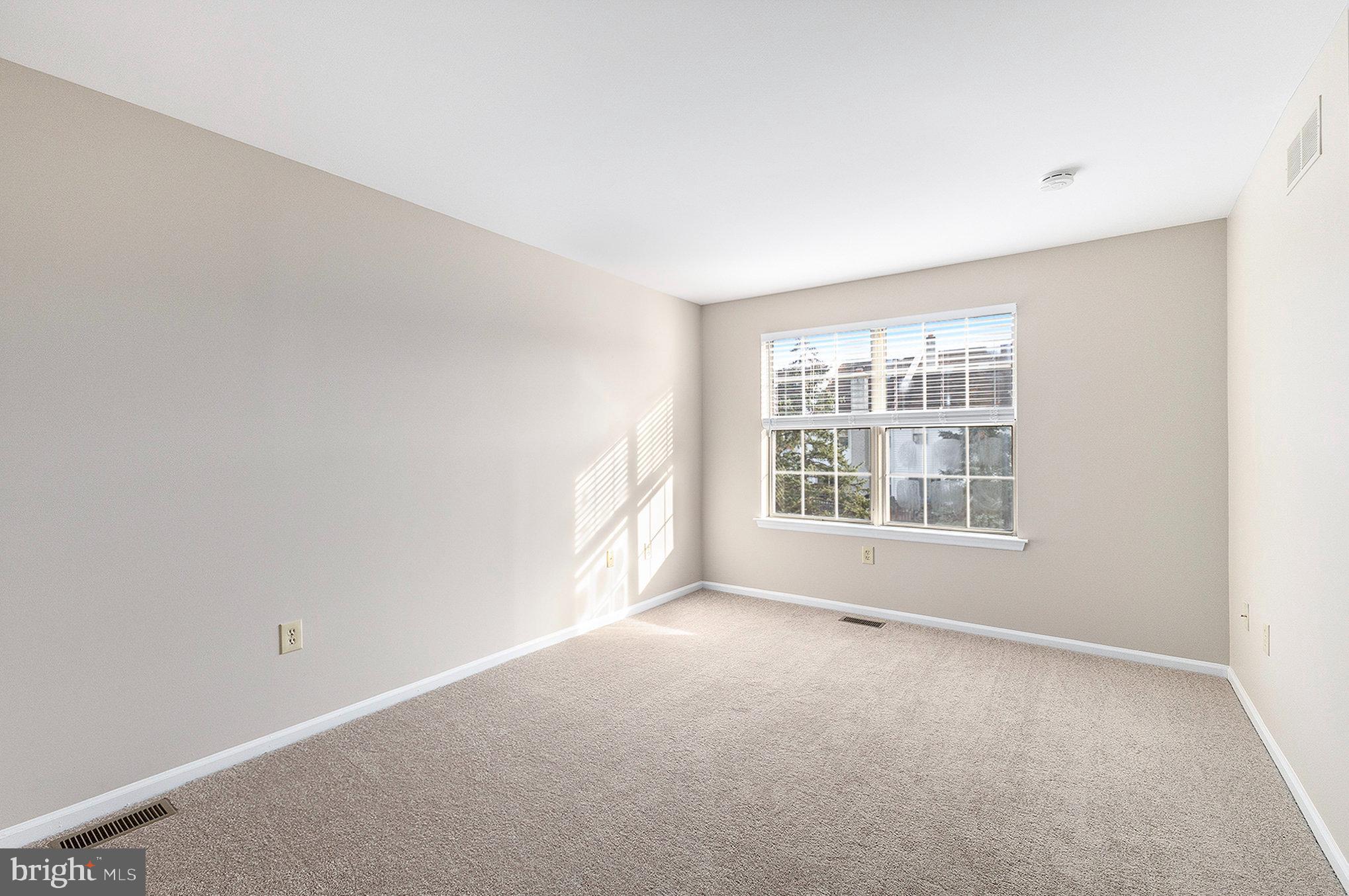 COURT AT JAMESTOWNE - Residential