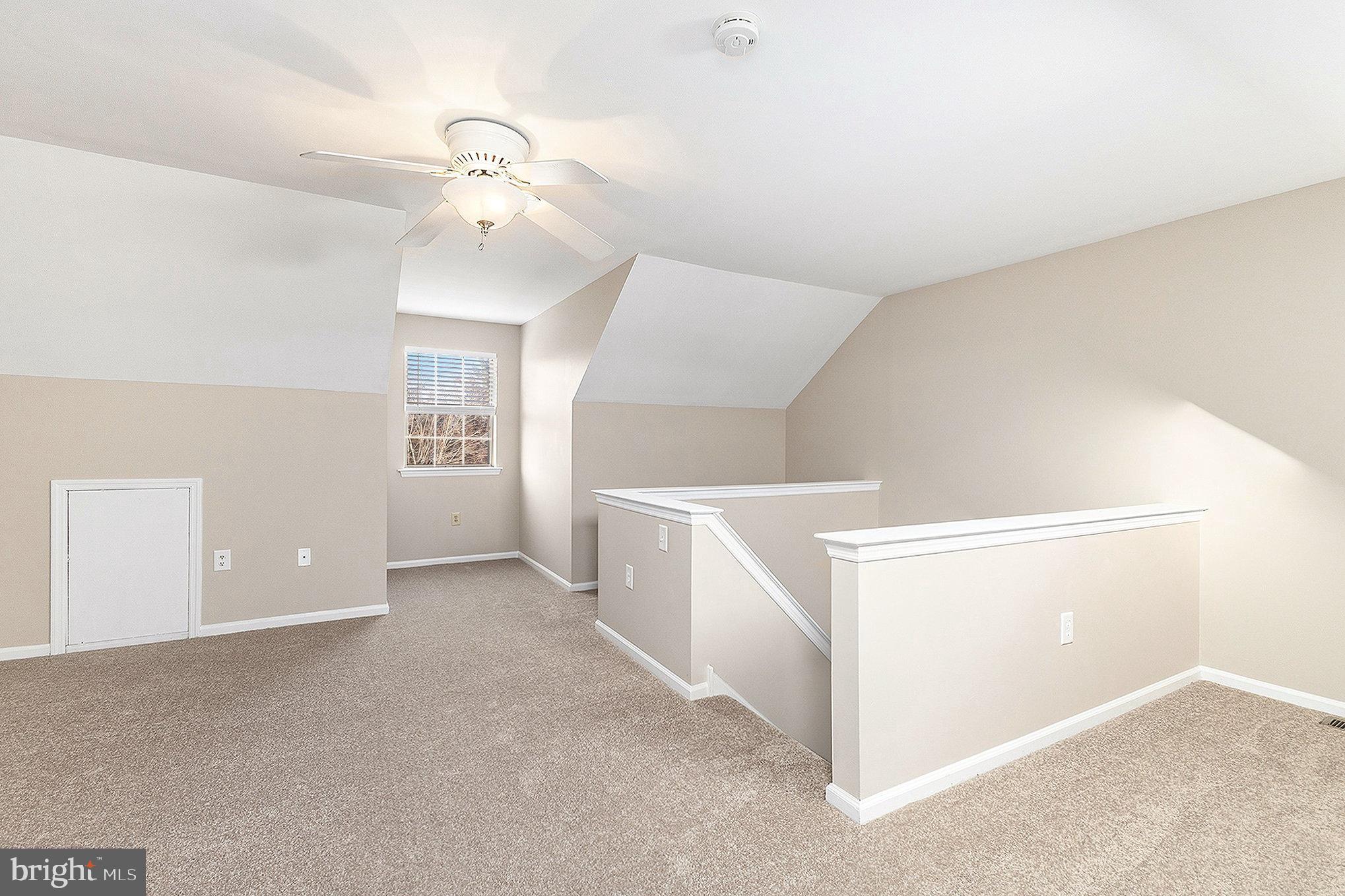 COURT AT JAMESTOWNE - Residential