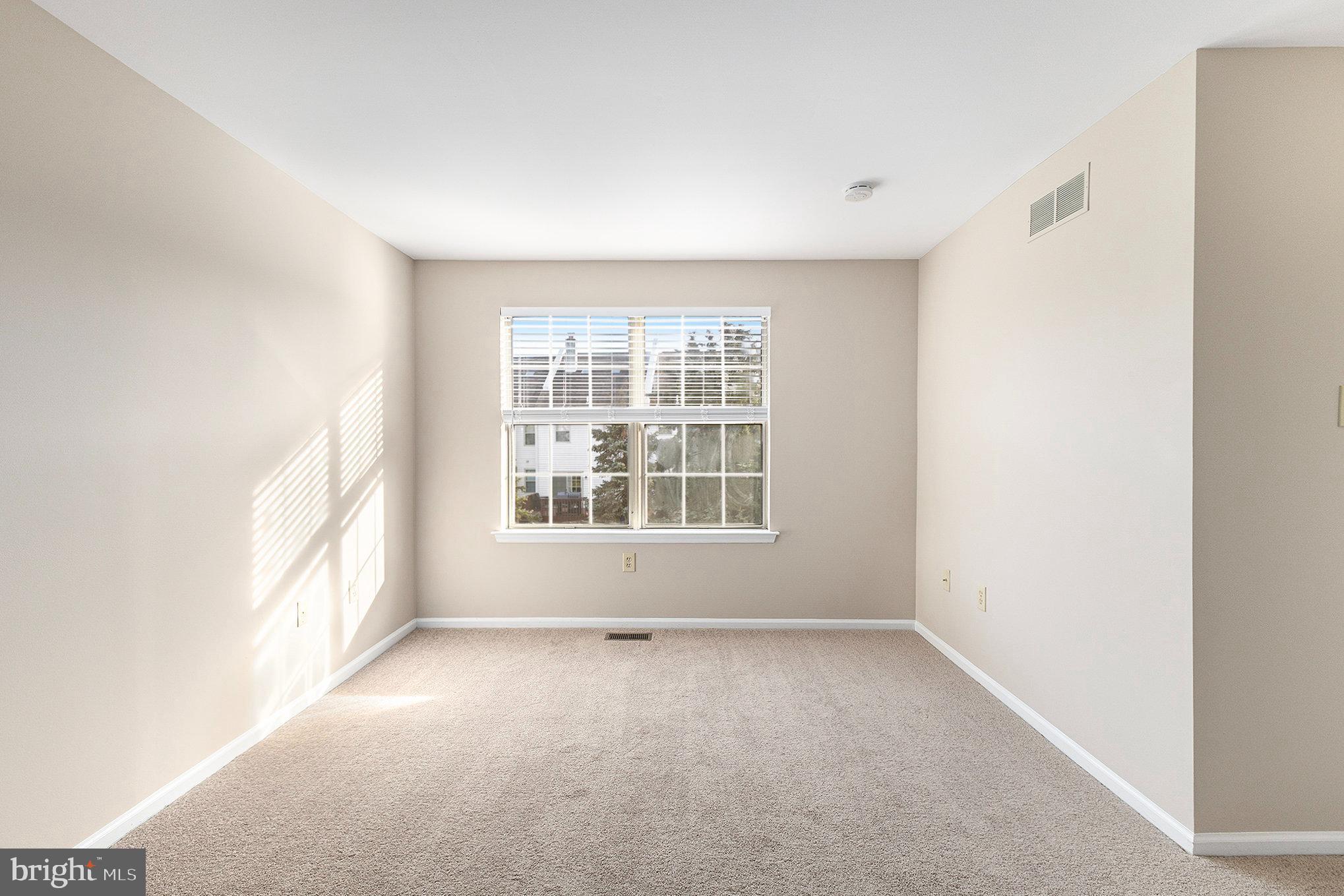 COURT AT JAMESTOWNE - Residential