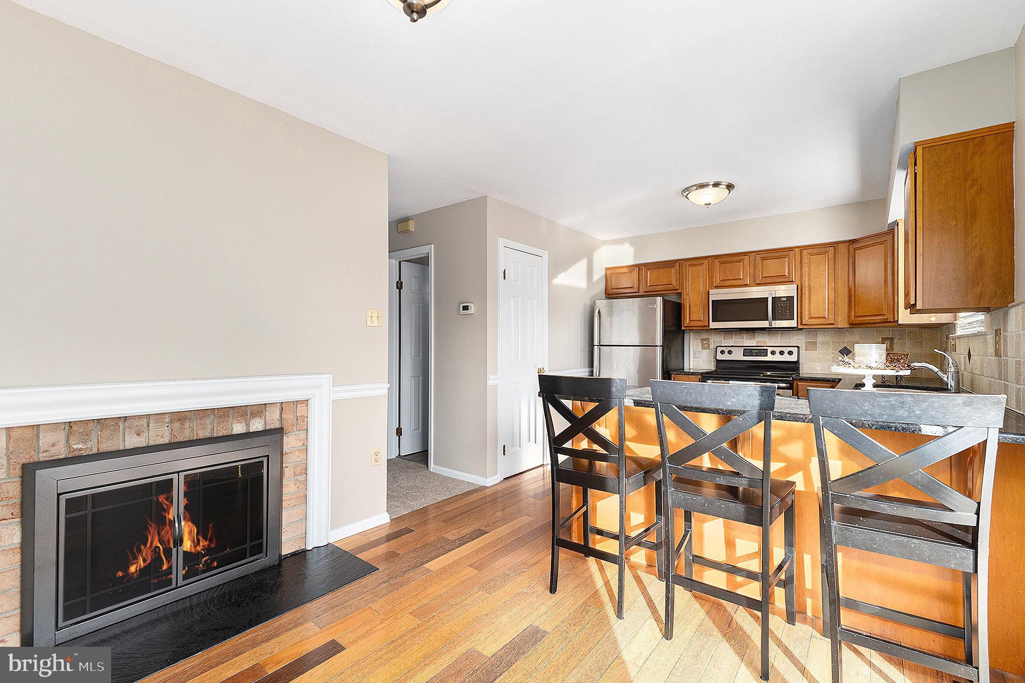 COURT AT JAMESTOWNE - Residential