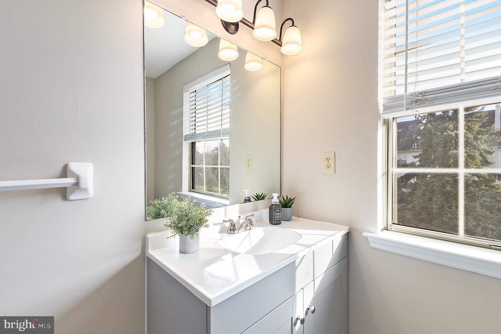 COURT AT JAMESTOWNE - Residential