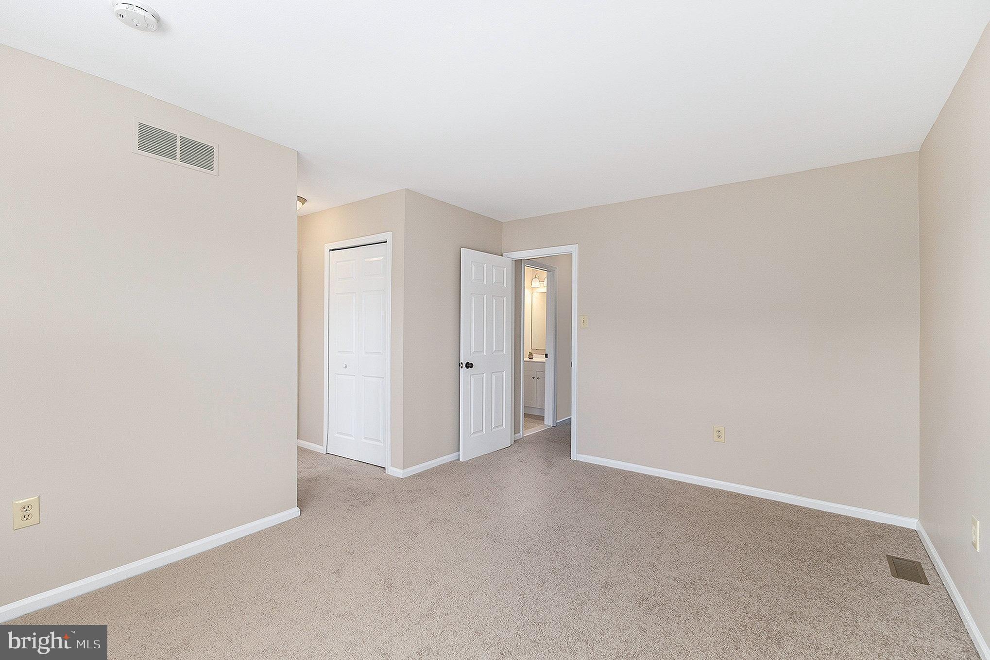 COURT AT JAMESTOWNE - Residential