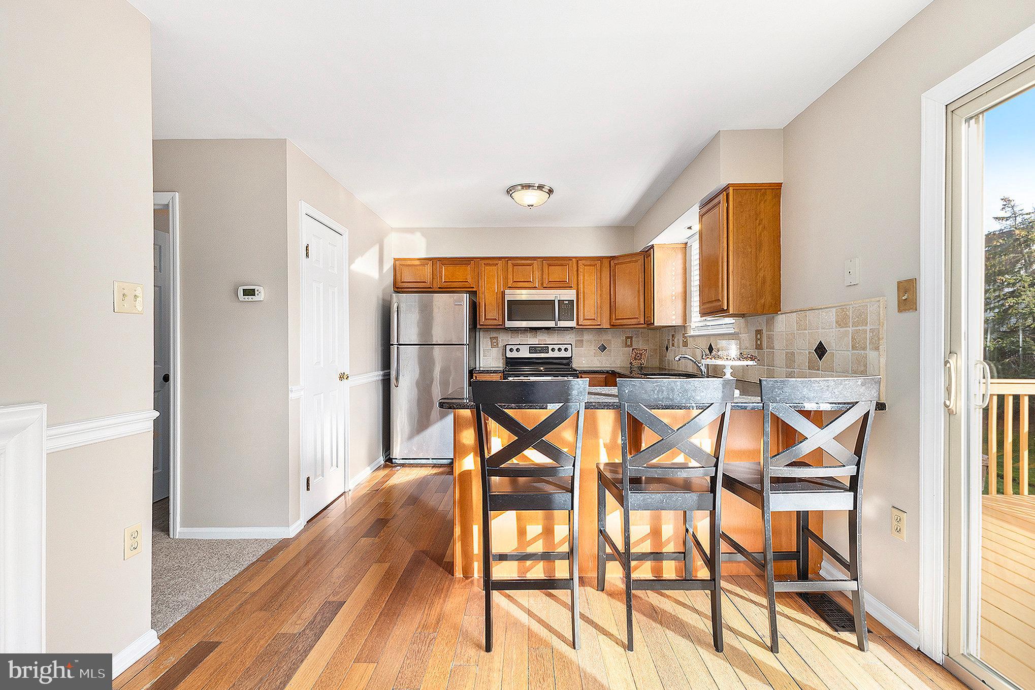 COURT AT JAMESTOWNE - Residential