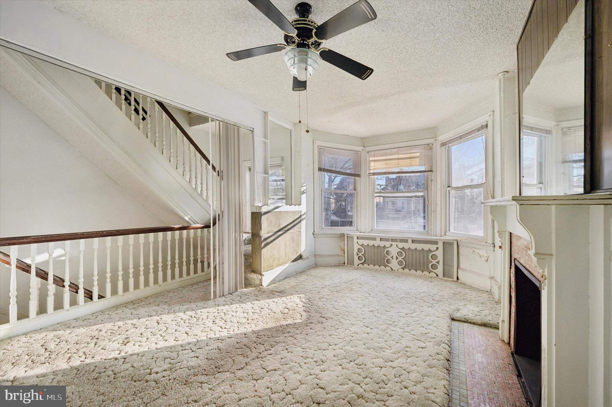 MILL CREEK - Residential