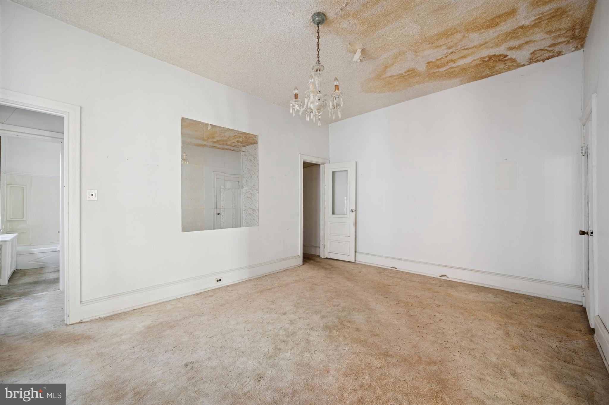 MILL CREEK - Residential