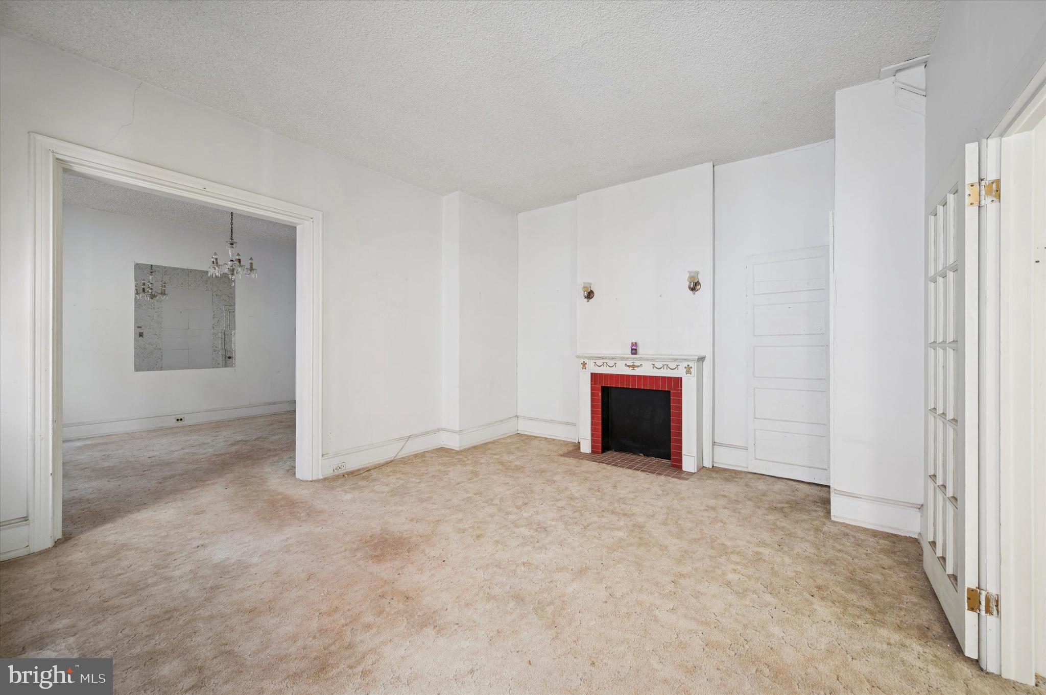 MILL CREEK - Residential