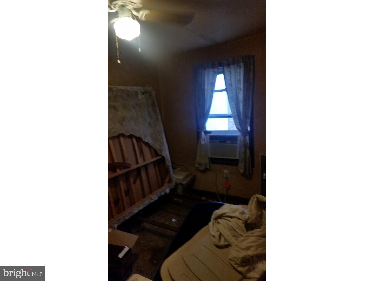 PORT RICHMOND - Residential