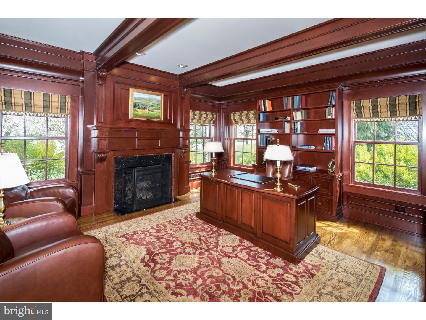 WESTBURY - Residential