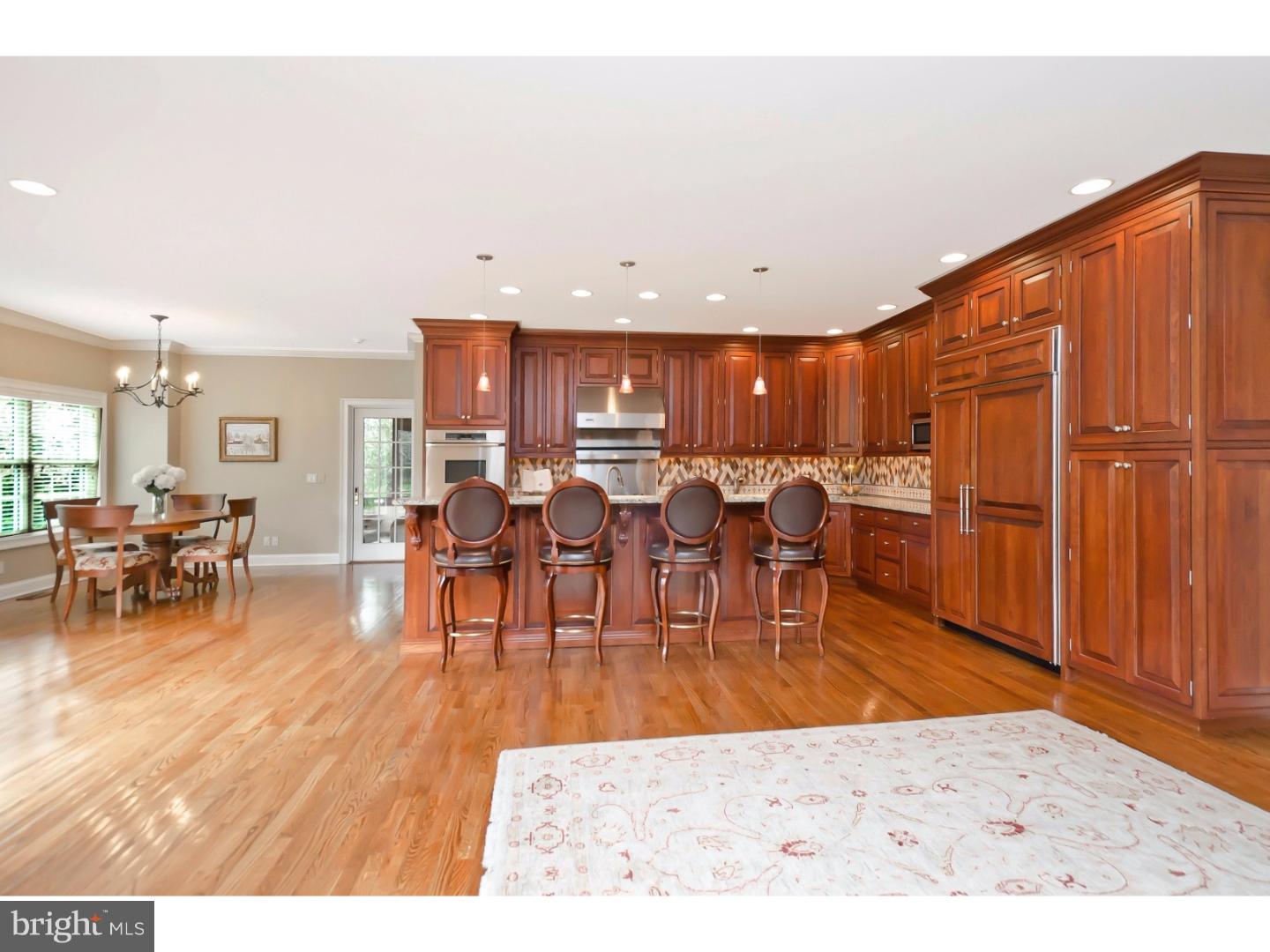 WESTBURY - Residential