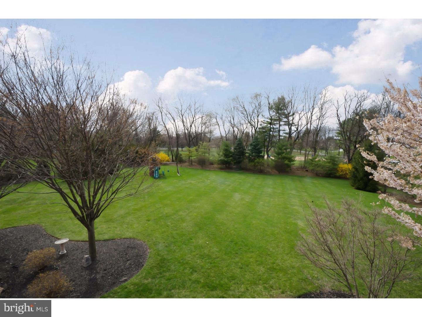 WESTBURY - Residential