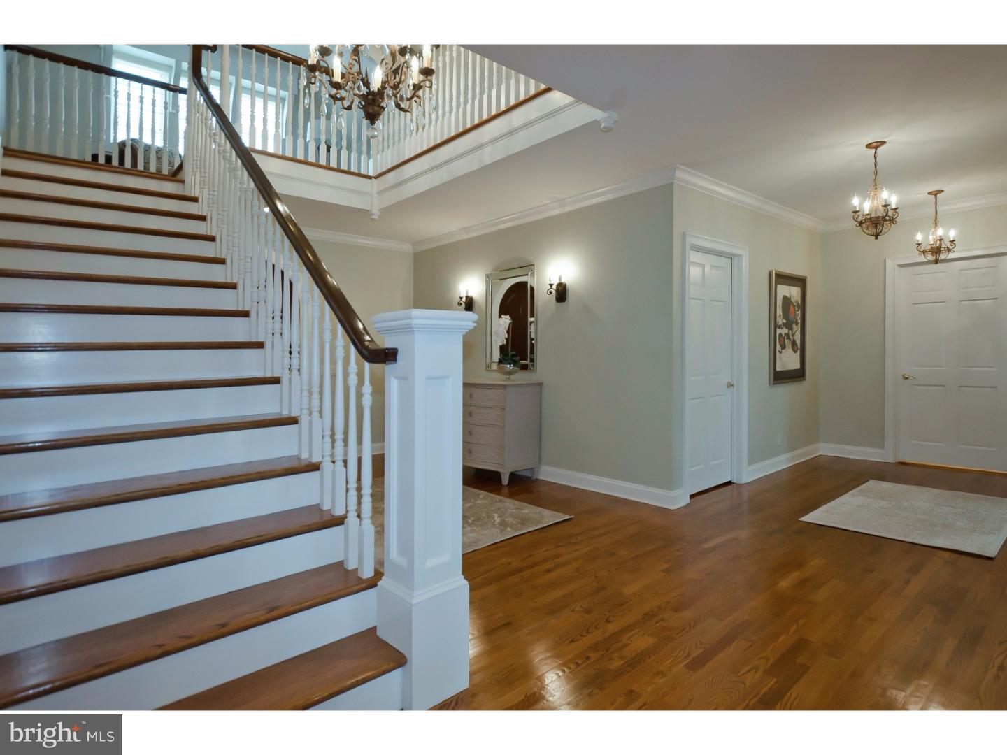 WESTBURY - Residential