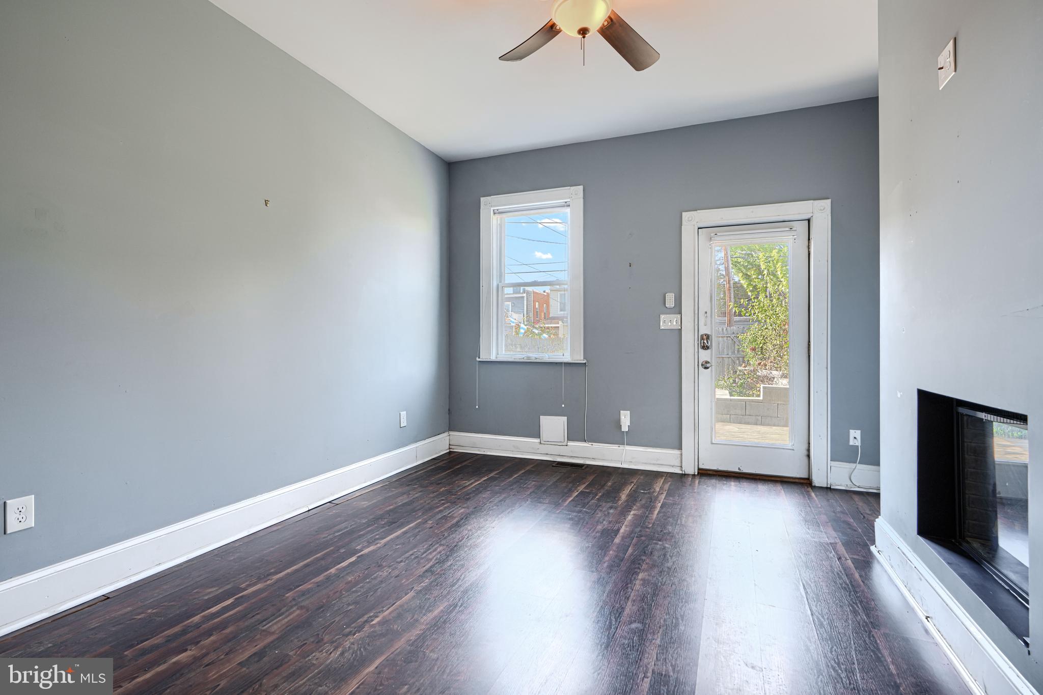 HAMPDEN HISTORIC DISTRICT - Residential Lease