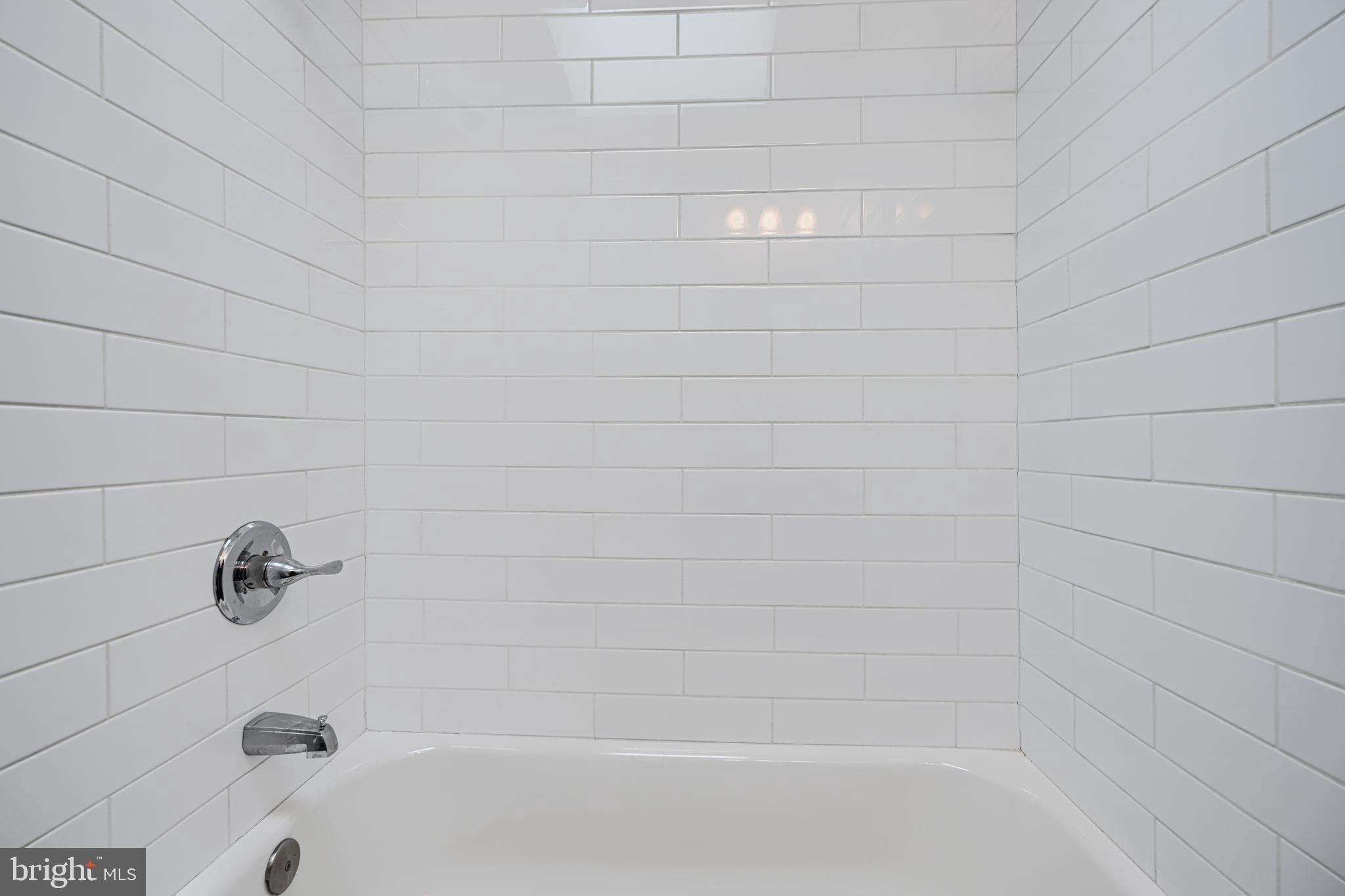 HAMPDEN HISTORIC DISTRICT - Residential Lease