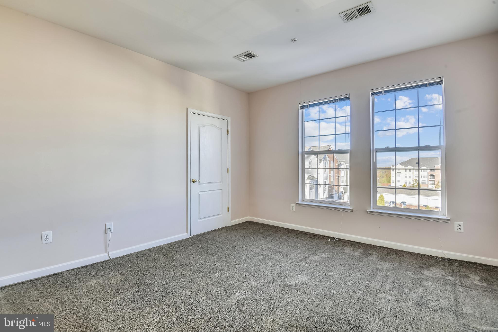 CEDAR RIDGE - Residential