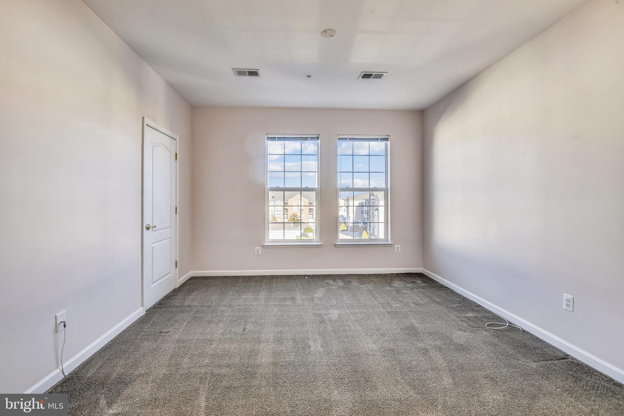 CEDAR RIDGE - Residential