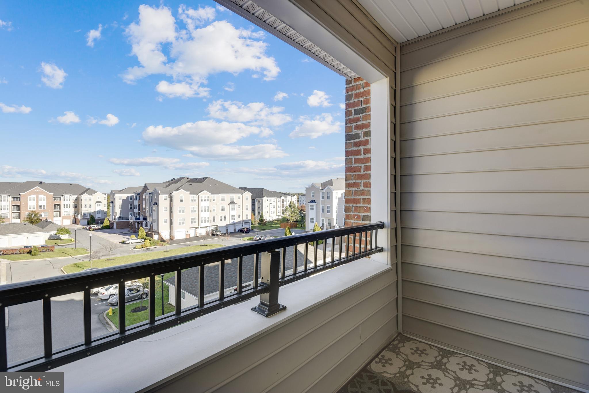 CEDAR RIDGE - Residential