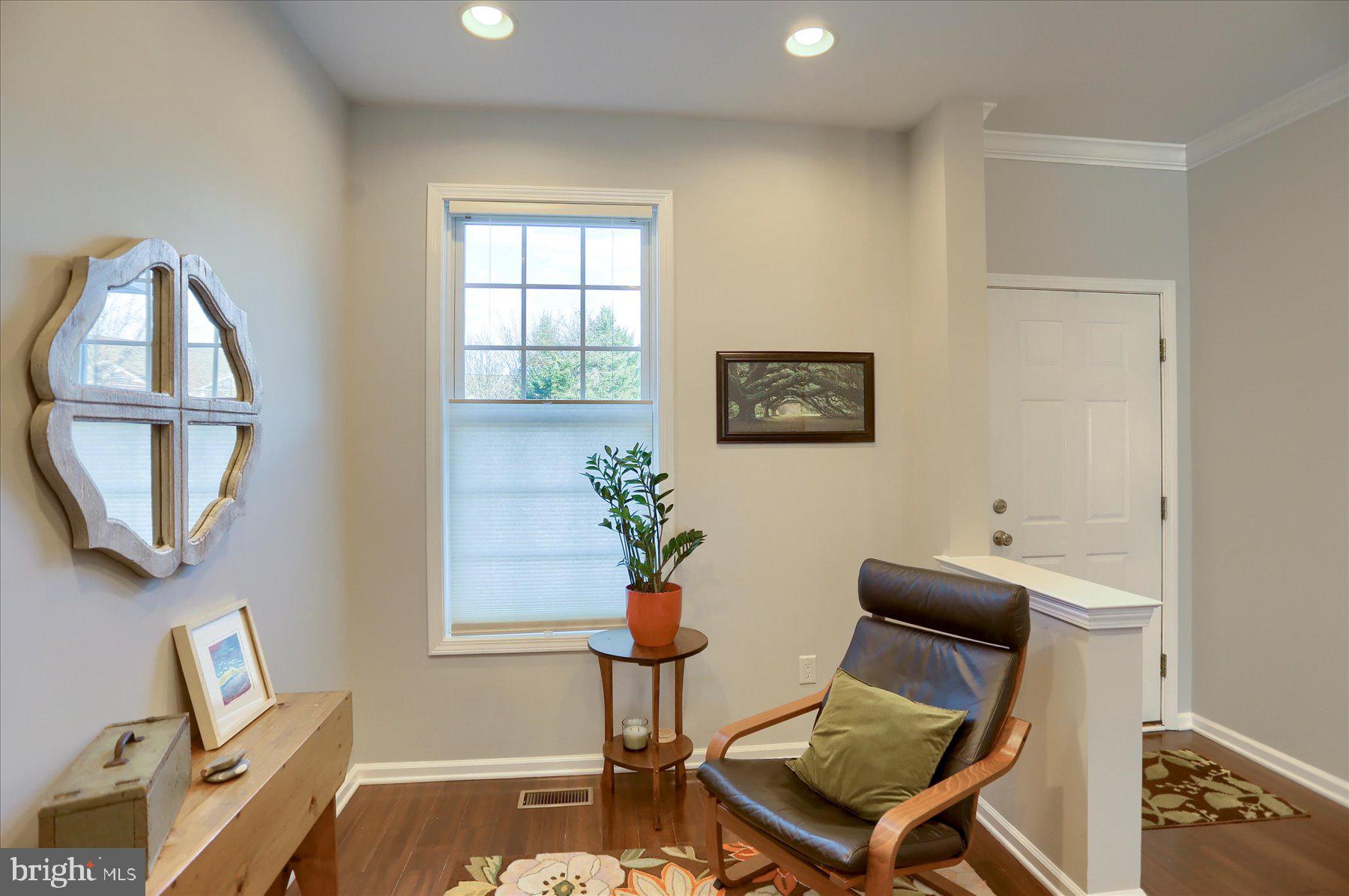 THE ENCLAVE - Residential