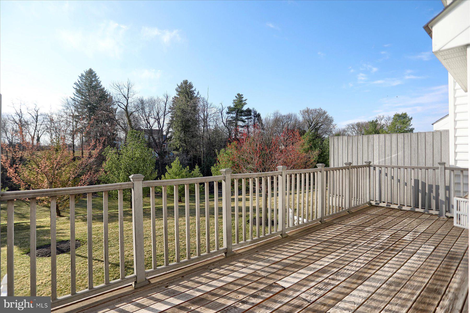 THE ENCLAVE - Residential