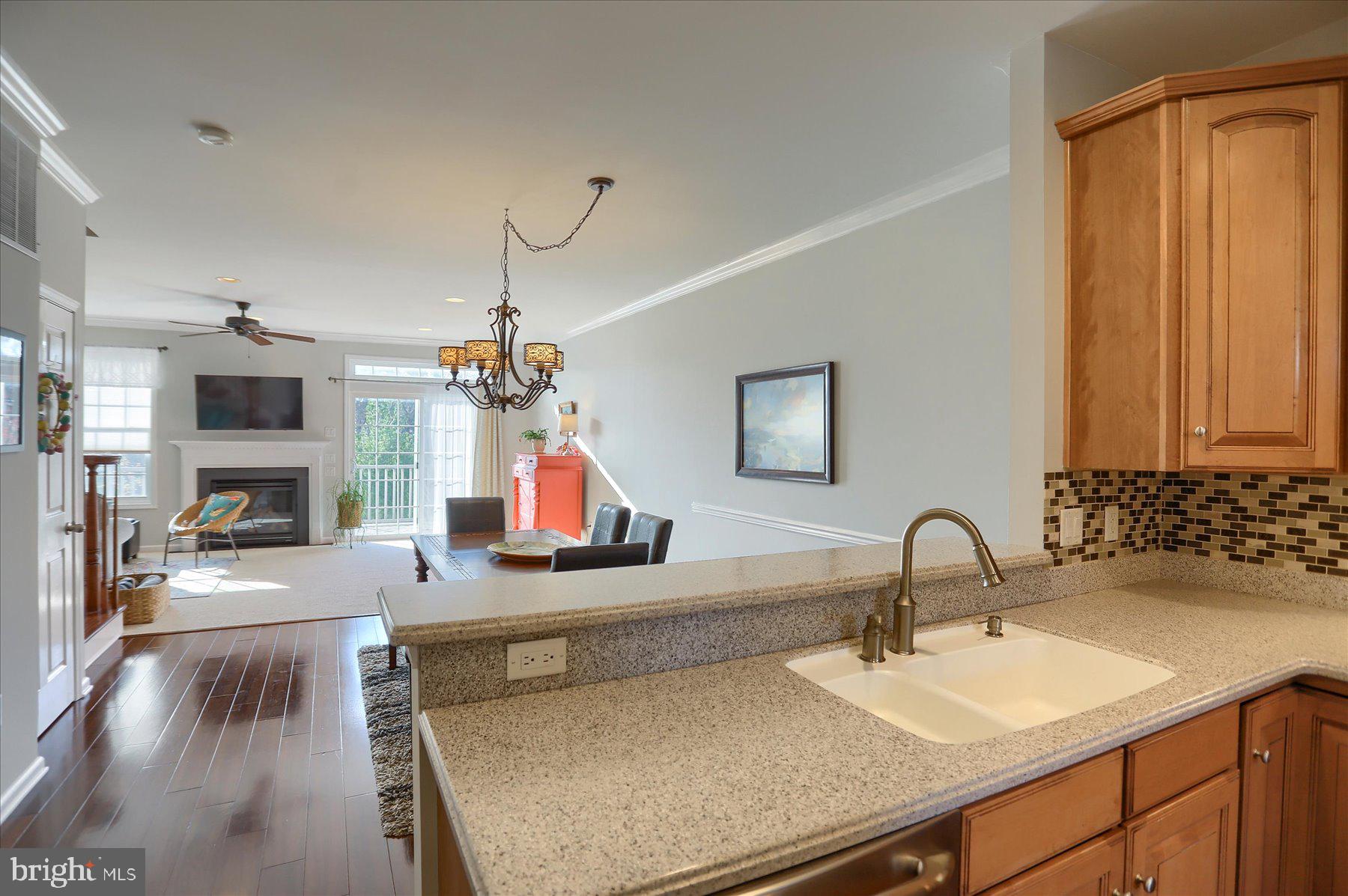 THE ENCLAVE - Residential