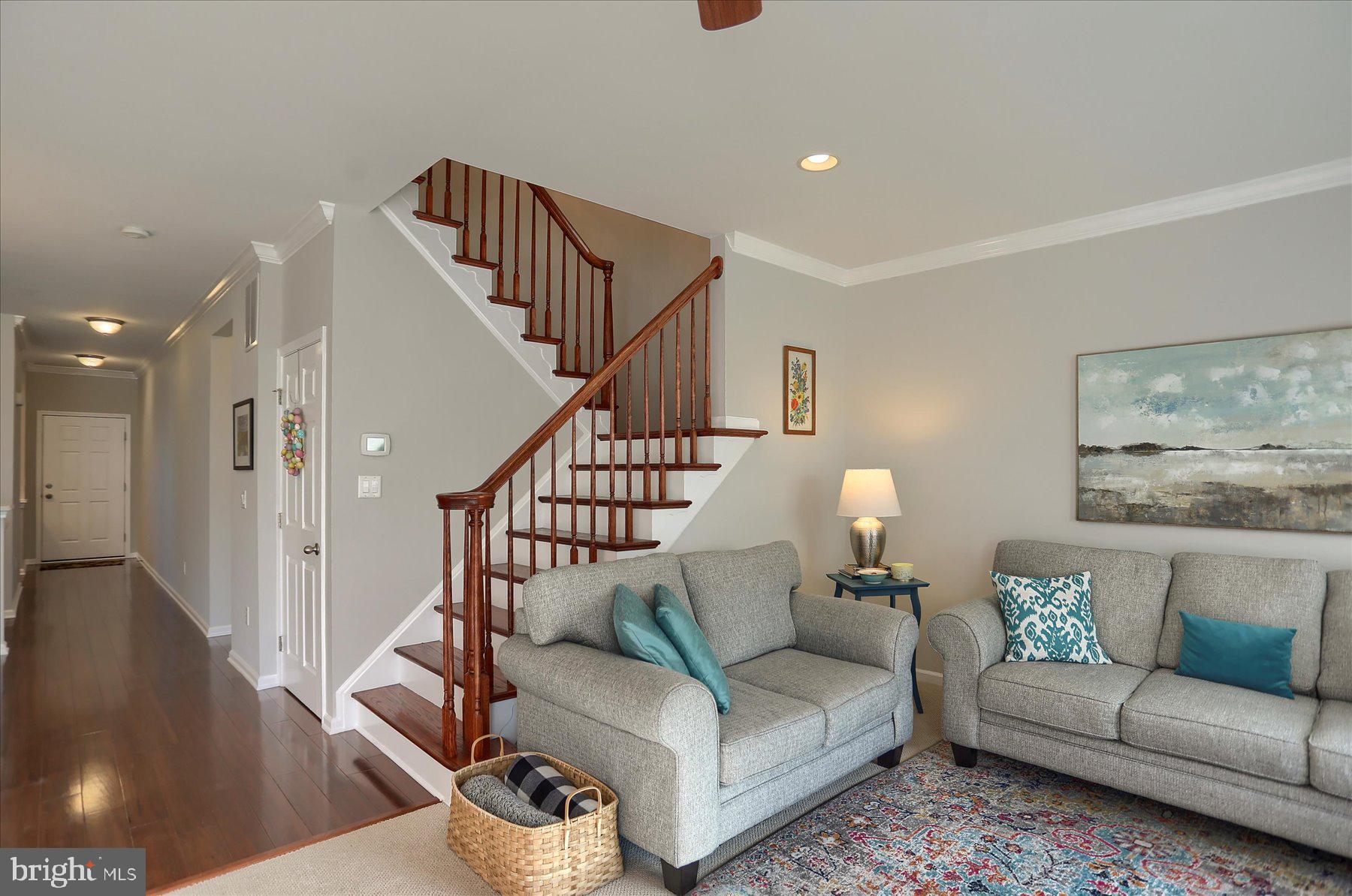 THE ENCLAVE - Residential