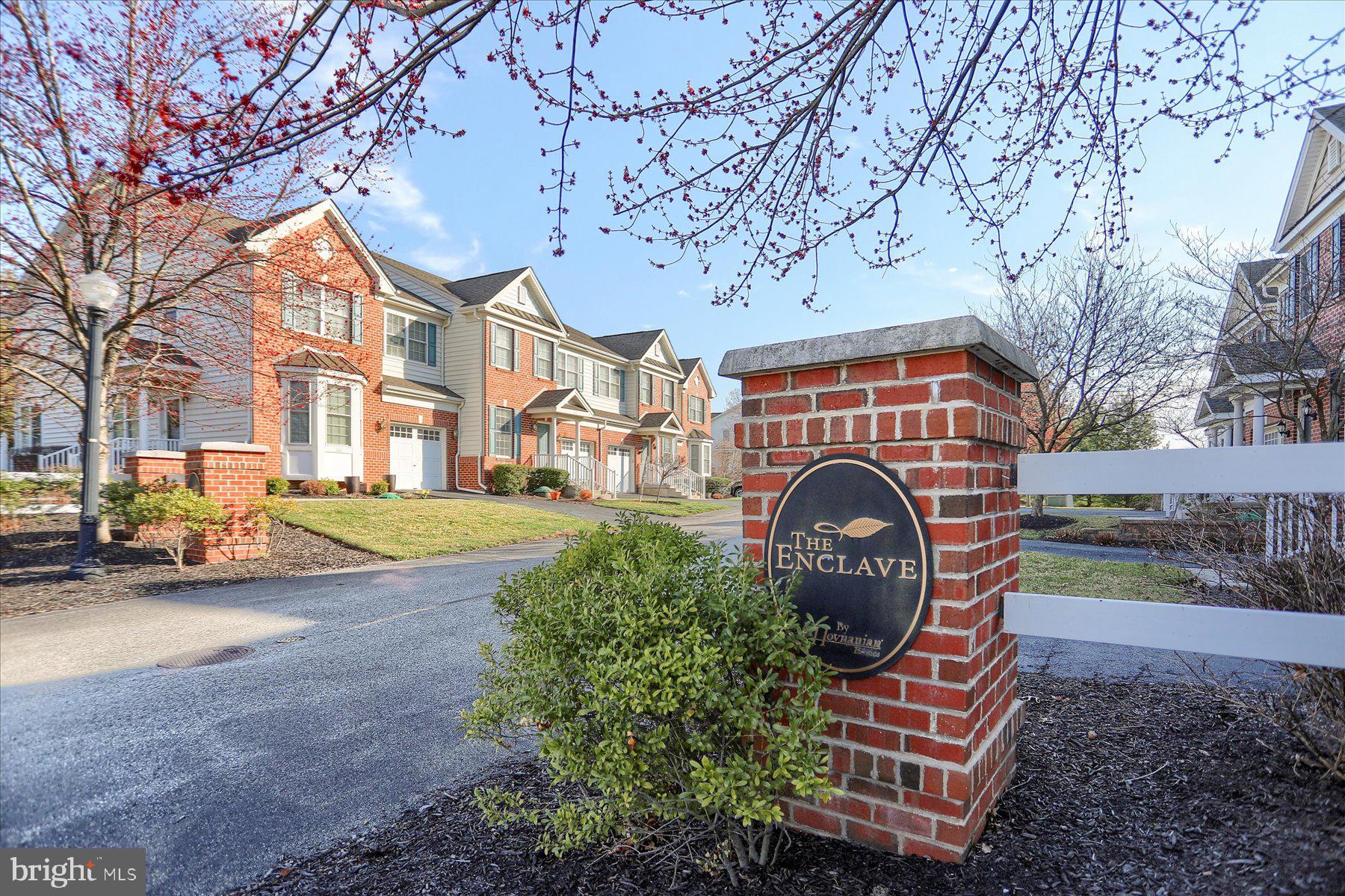 THE ENCLAVE - Residential