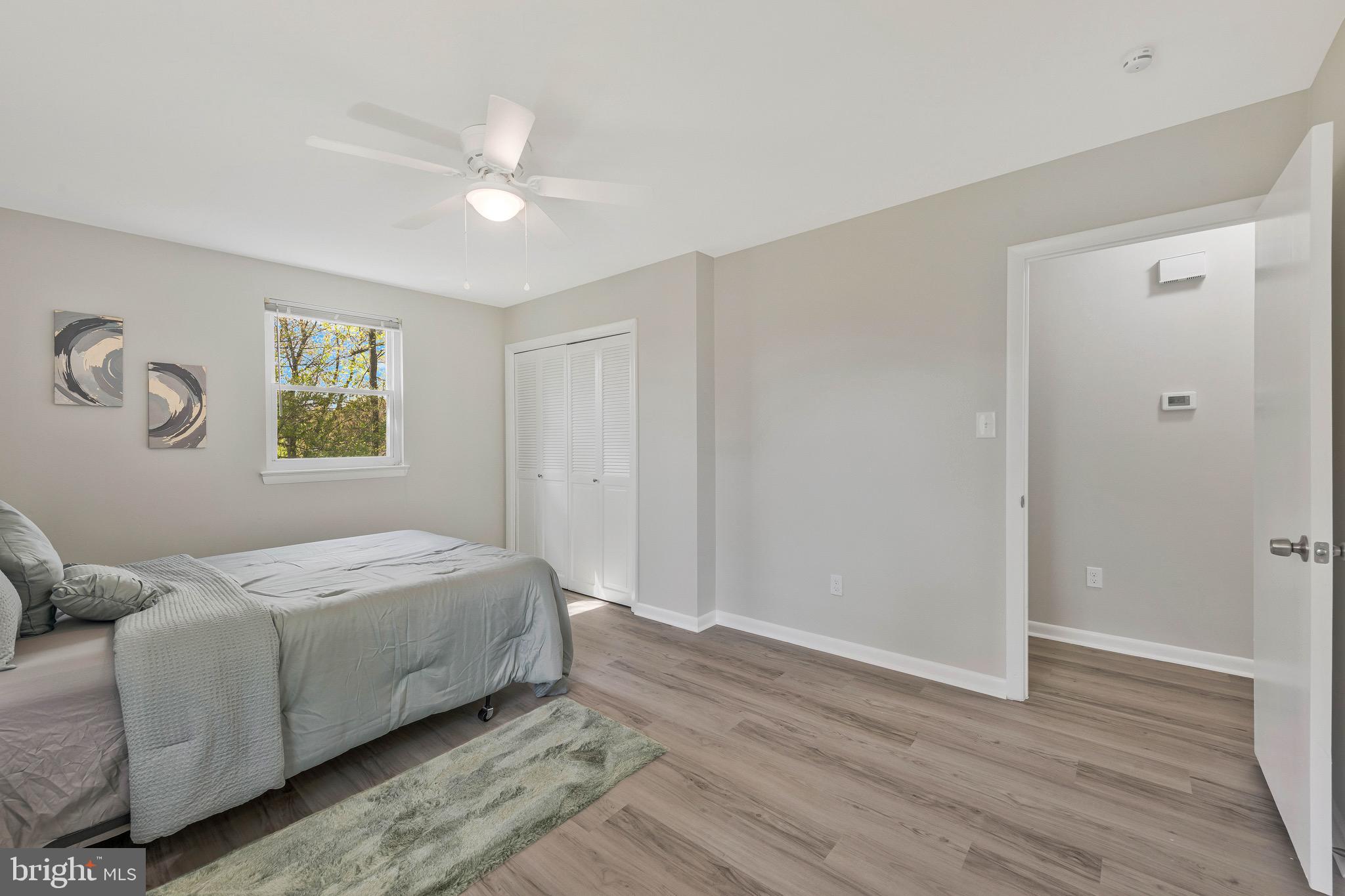 CHRIS MAR MANOR - Residential