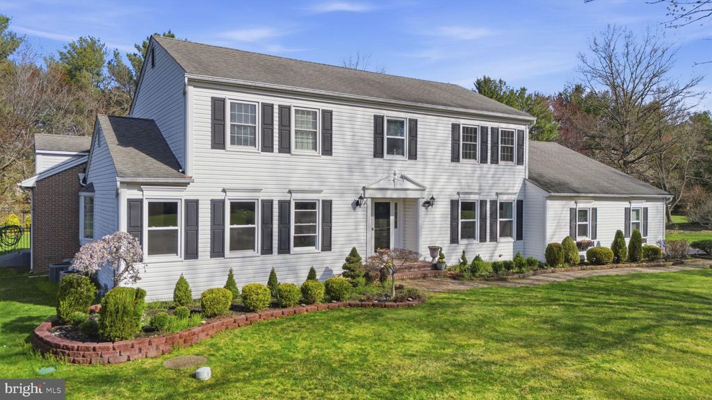 Photo of 7 Monroe Place, CRANBURY, NJ 08512 (MLS # NJMX2011778)