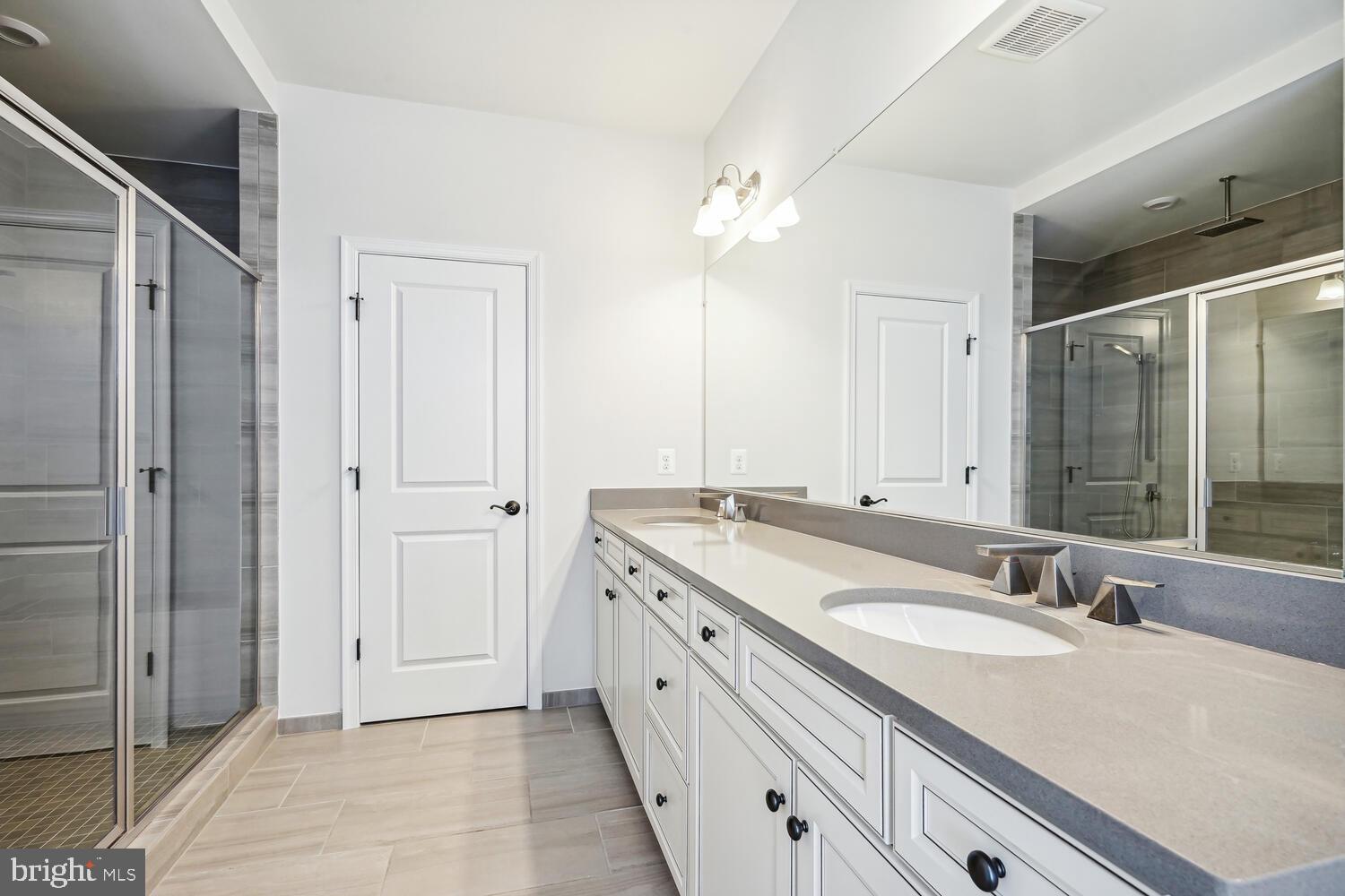 WEST OAKS CORNER - Residential